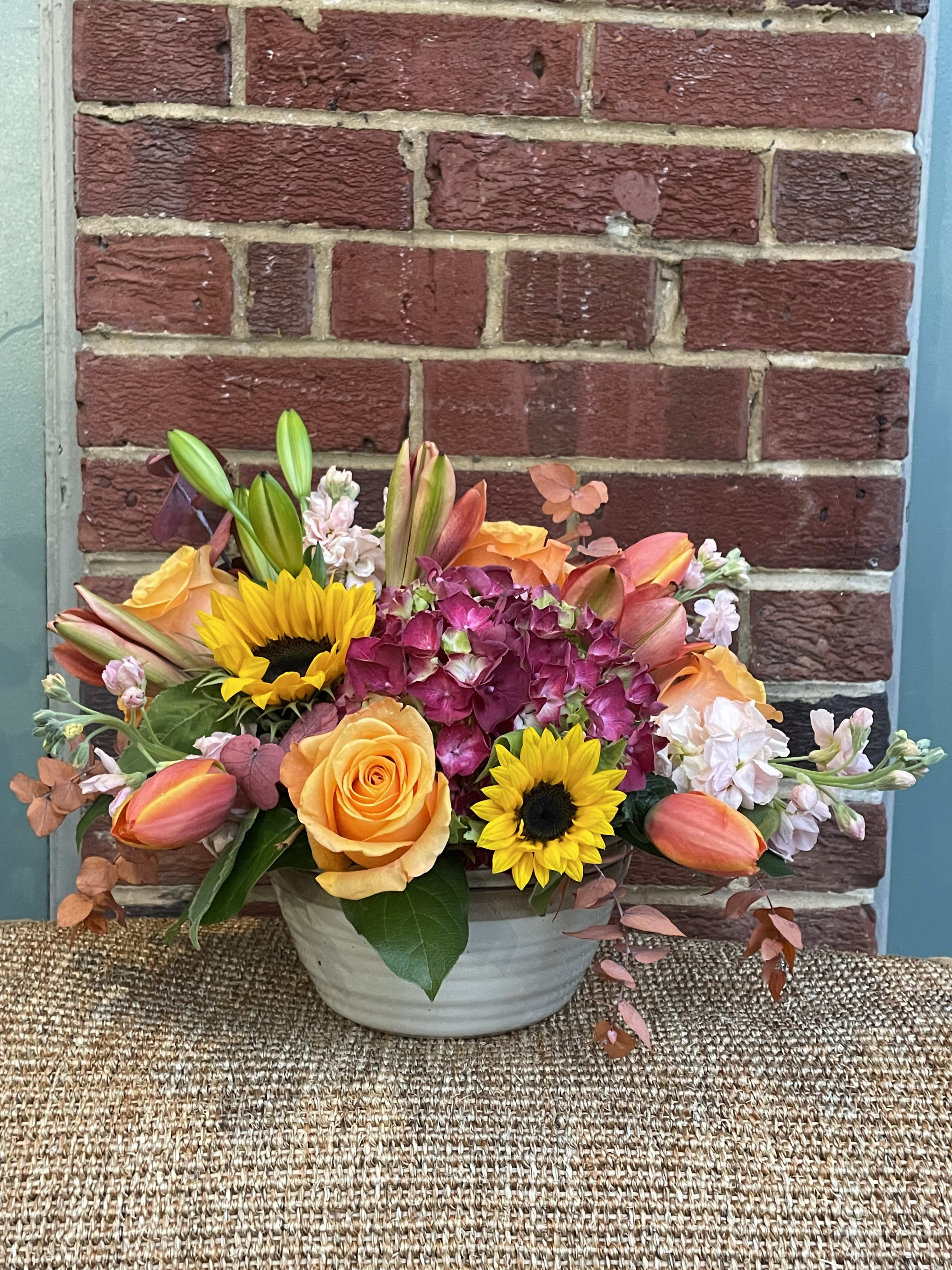 Autumn Fantasy - A flawless combination of flowers that not only sets the autumn mood but also perfect for any occasion. 