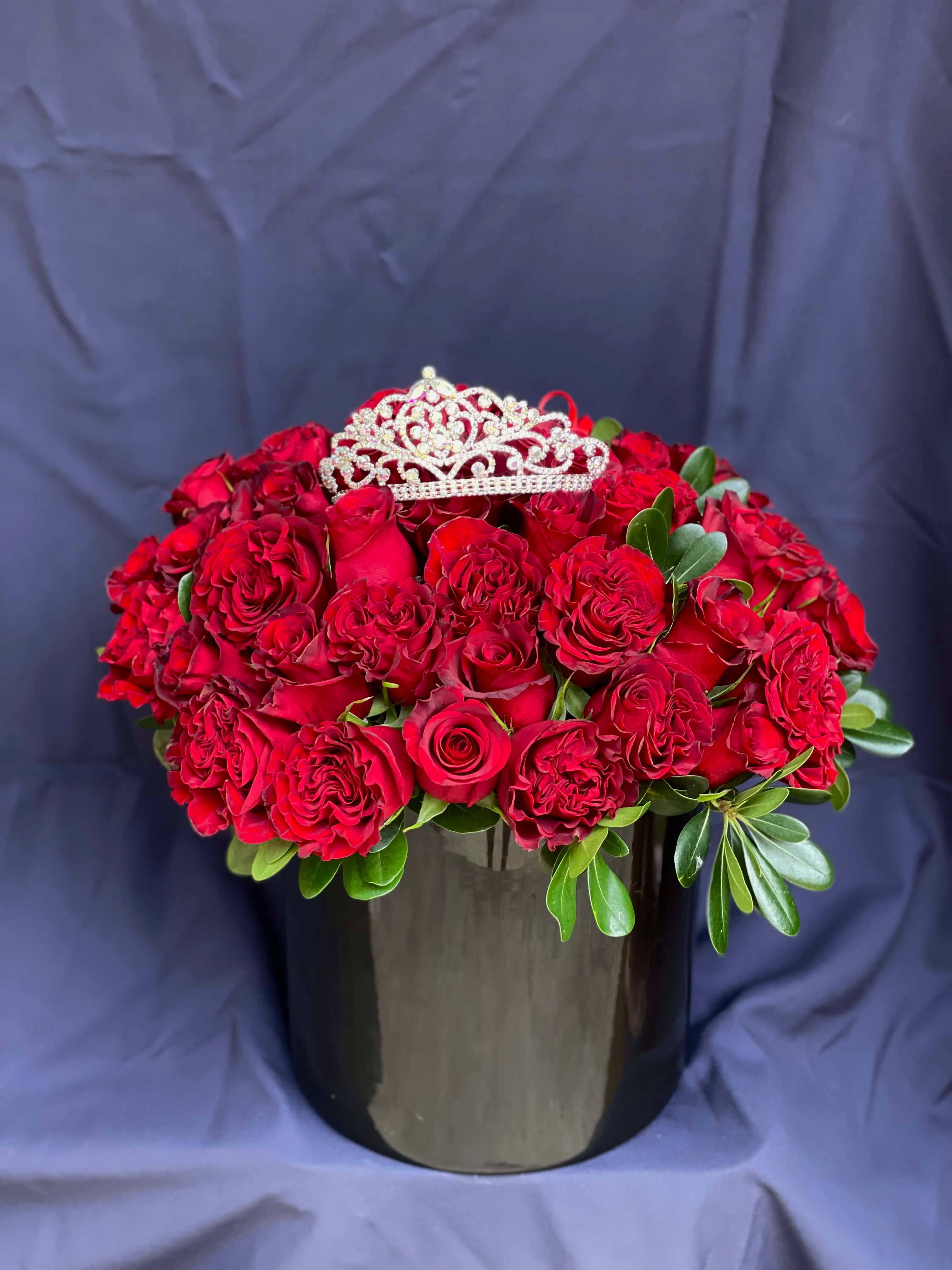 Crimson Glory Crimson Glory - An elegant arrangement to express your love towards that special person. Note: The crown may vary and photo displayed is not the standard size. It is premium. Standard: 36 roses in 8x8 with crown Deluxe: 42 roses in 8x8 with crown Premium: 48 roses in 10x8 with crown