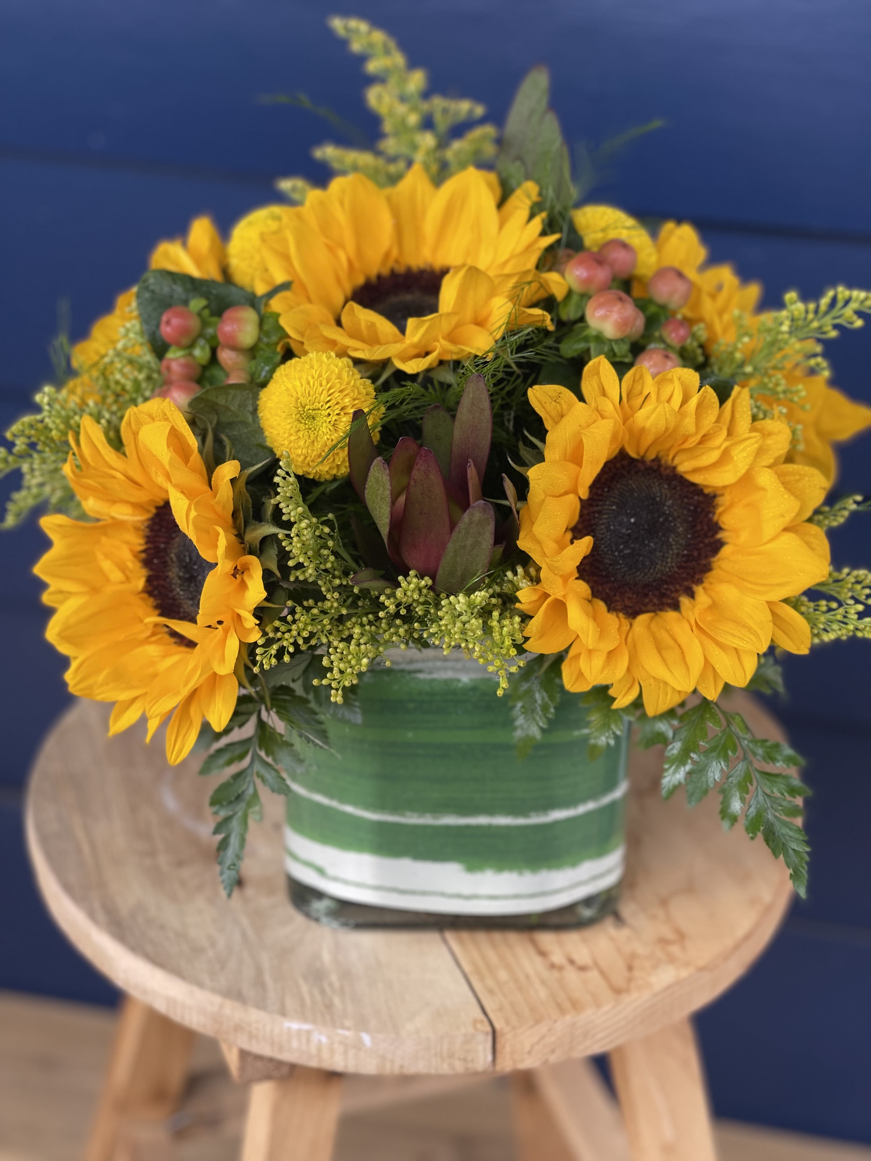 Sunny Sunflowers by BloomNation™ - Brighten someone’s day with this gorgeous sunflower bouquet!