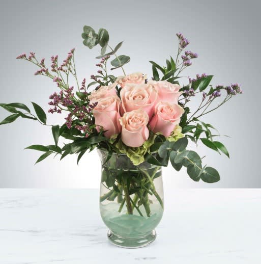 Daydreaming in UPLAND, CA From the Vine Flowers & Gifts