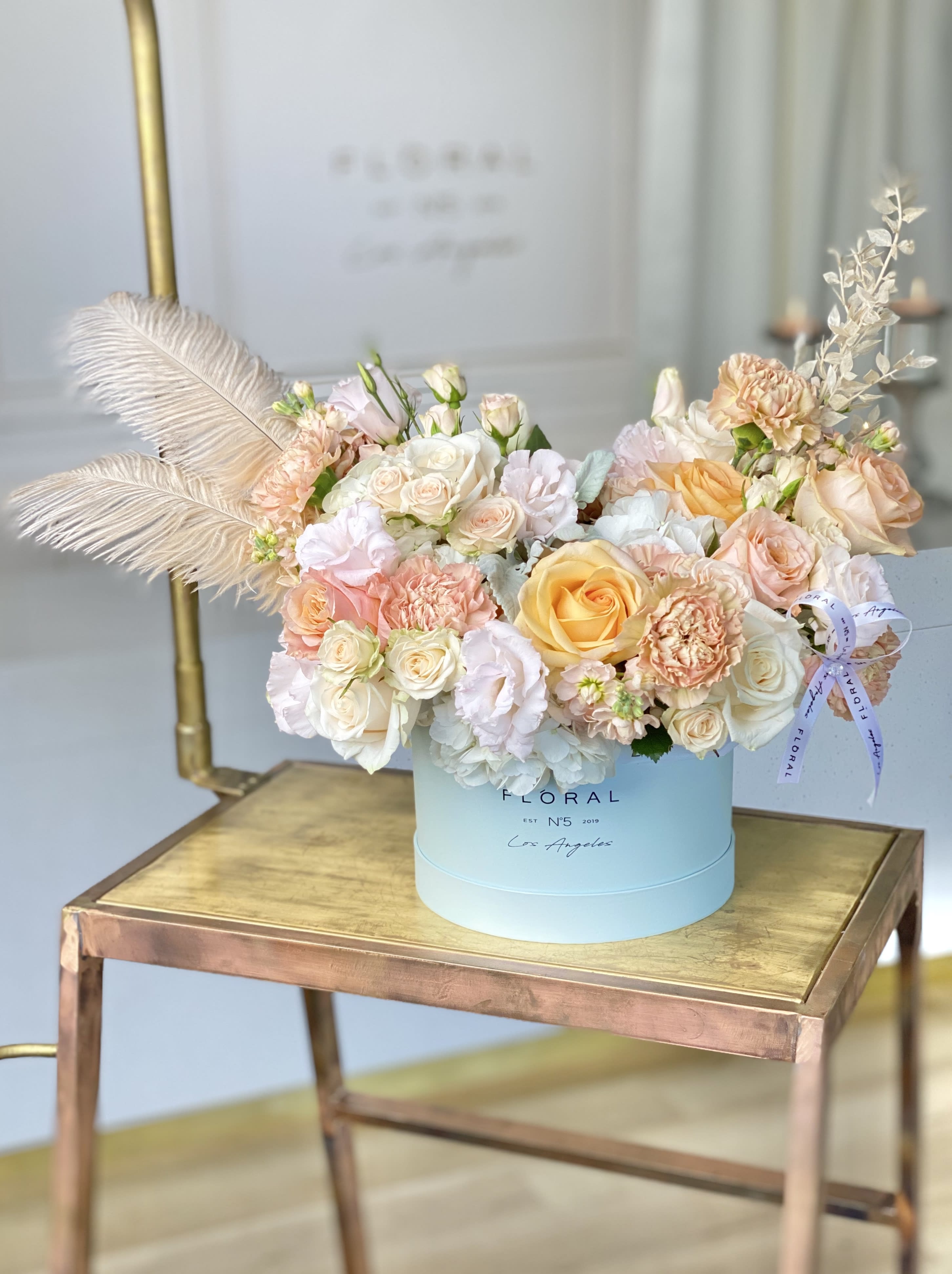 No.291 Flowers Feathers by Floral 5
