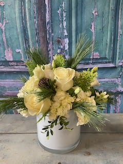Winter Warmth Winter Warmth - A gorgeous winter white floral that is cozy, sophisticated and neutral to compliment any decor style.