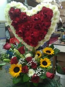 Red Heart Basket Red Heart Basket - Red Heart Basket
