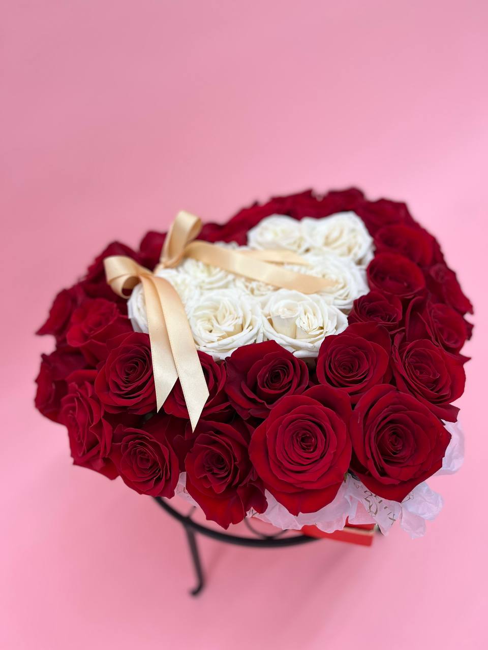 Heart Roses box - Bouquet  will be delivered approximately as pictured