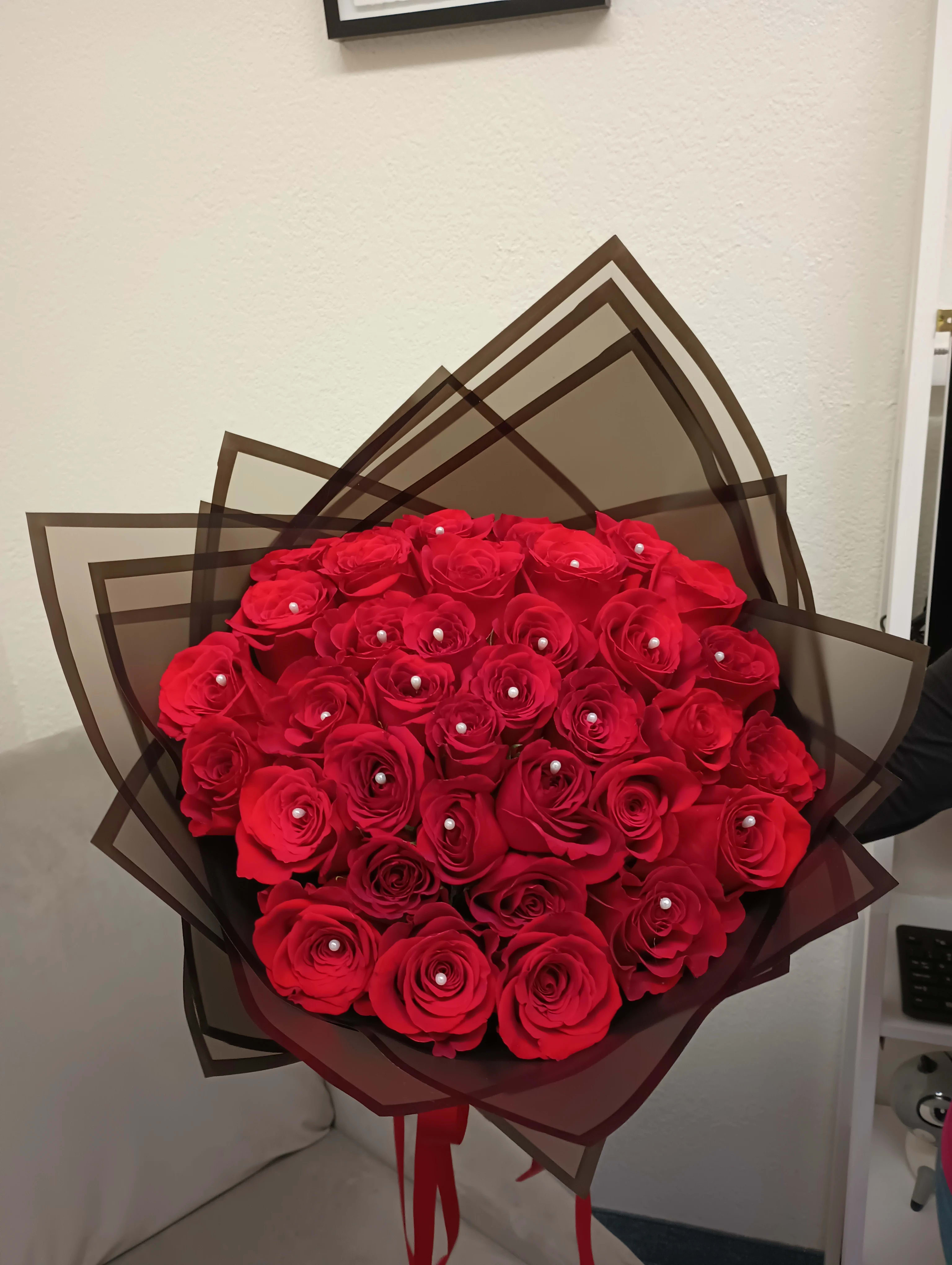 massive red roses bouquet - deluxe 50 red roses!