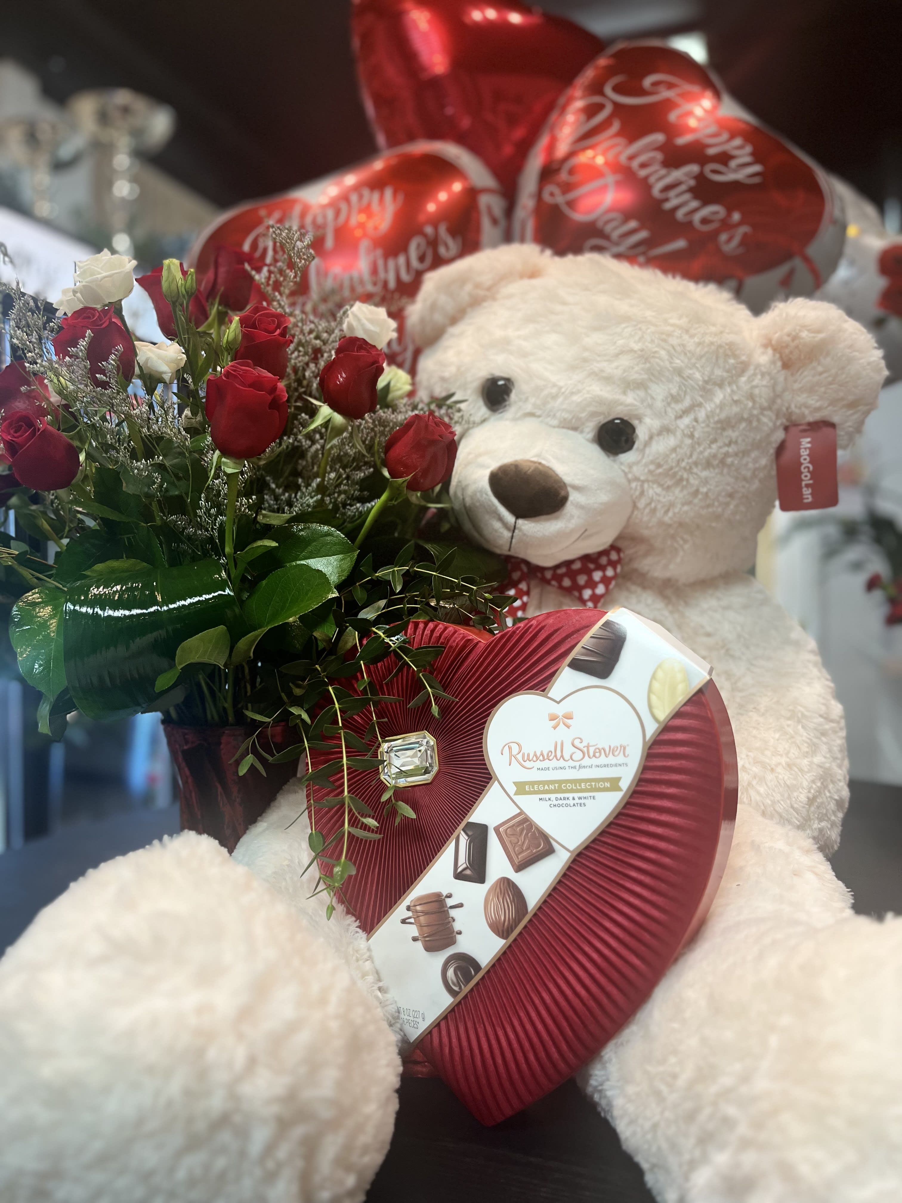 Roses Chocolate and Teddy Box Roses Chocolate and Teddy Box