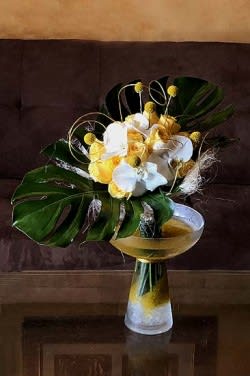  Planet Bouquet  #OL20 - Seasonal hand tied bouquet with an artistic touch in a designer glass 