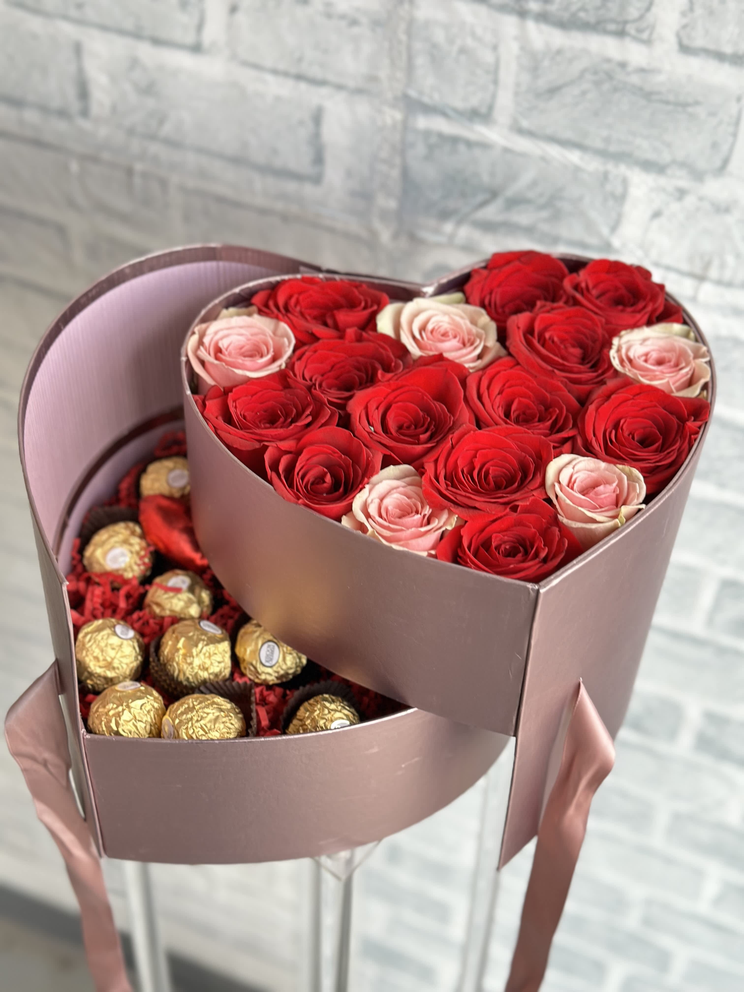 Pink Roses and Chocolate Box Pink Roses and Chocolate Box