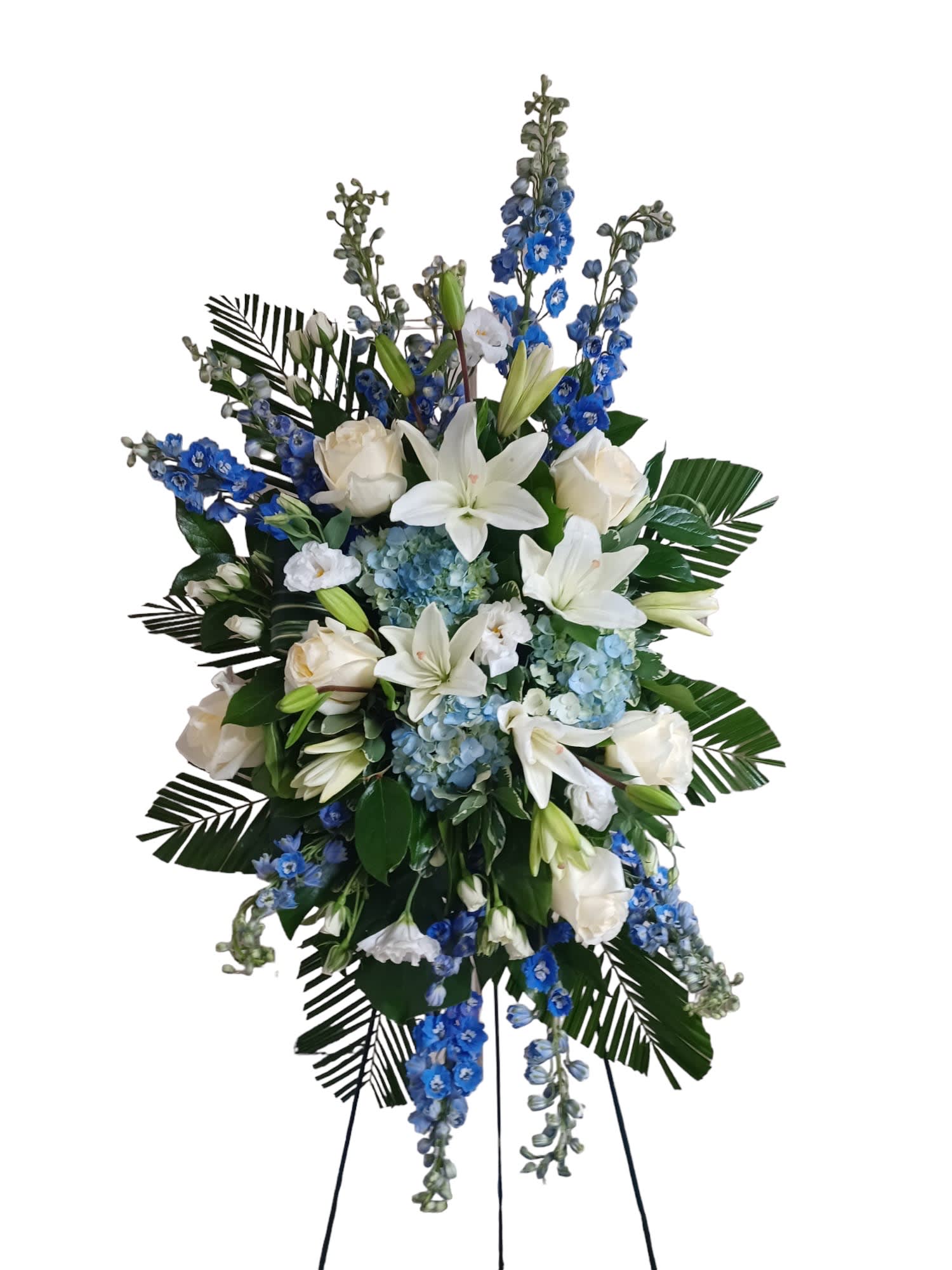 Chaney´s Sympathy Spray 1002 - Large Spray in a blue and white composition.