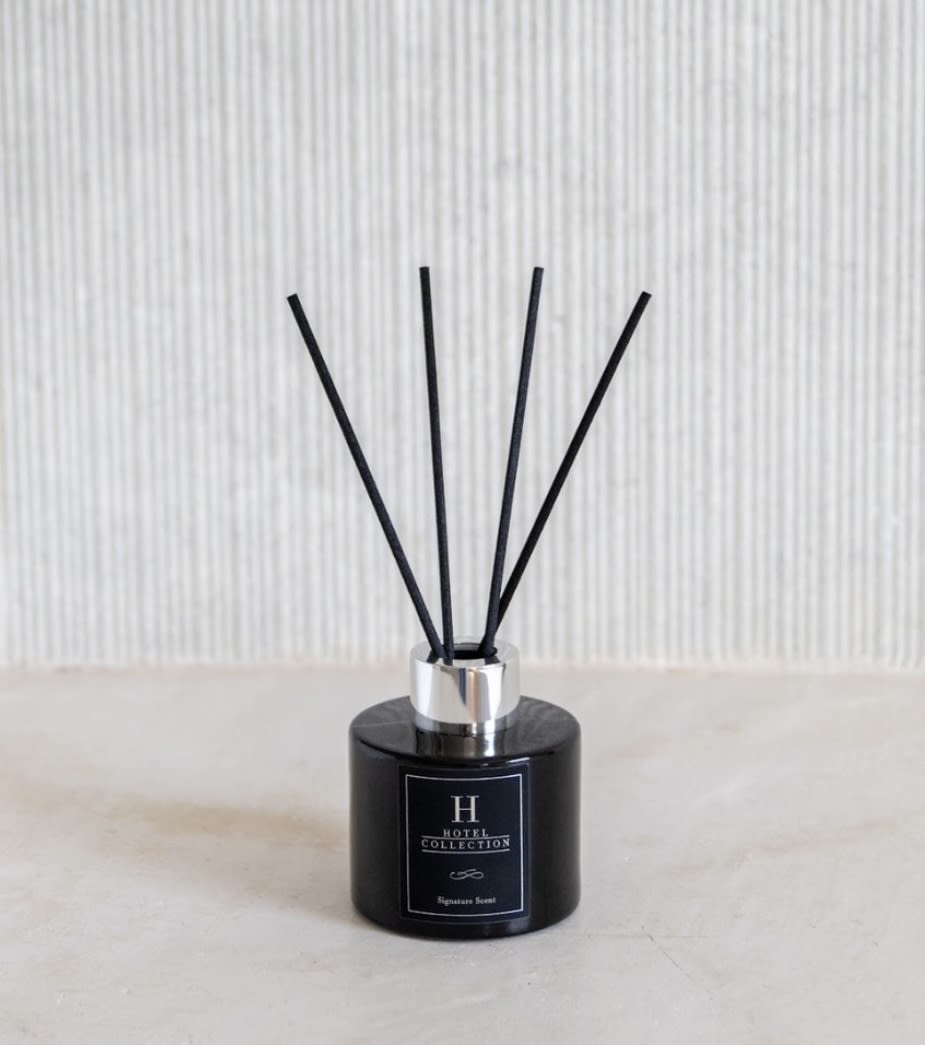 Hotel Collection Reed Diffuser - This is the ideal reed diffuser when you wish to create a warm and relaxing environment.