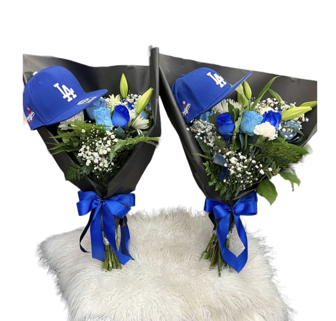 Fitted hat  Bouquet  - Roses and a hat for him  Let us know if you would like I love you or happy Valentine’s Day ribbon it will be free with the purchase. Add it in the instructions or notes section 