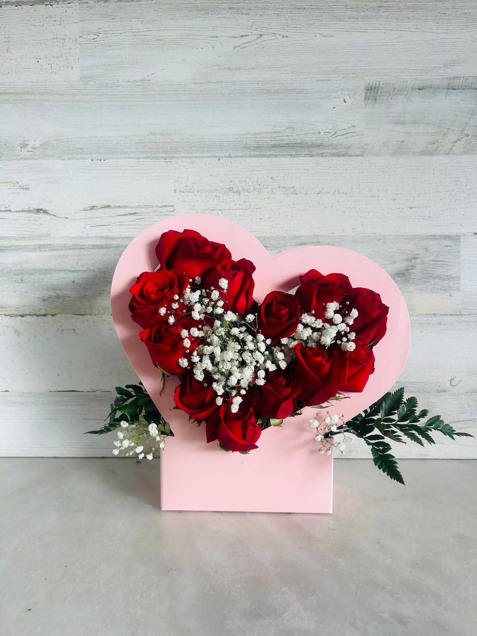 PRETTY HEART - NICE, MODERN AND UNIQUE ROSES ARRANGEMENT IN A HEART SHAPE BOX AND ROSES