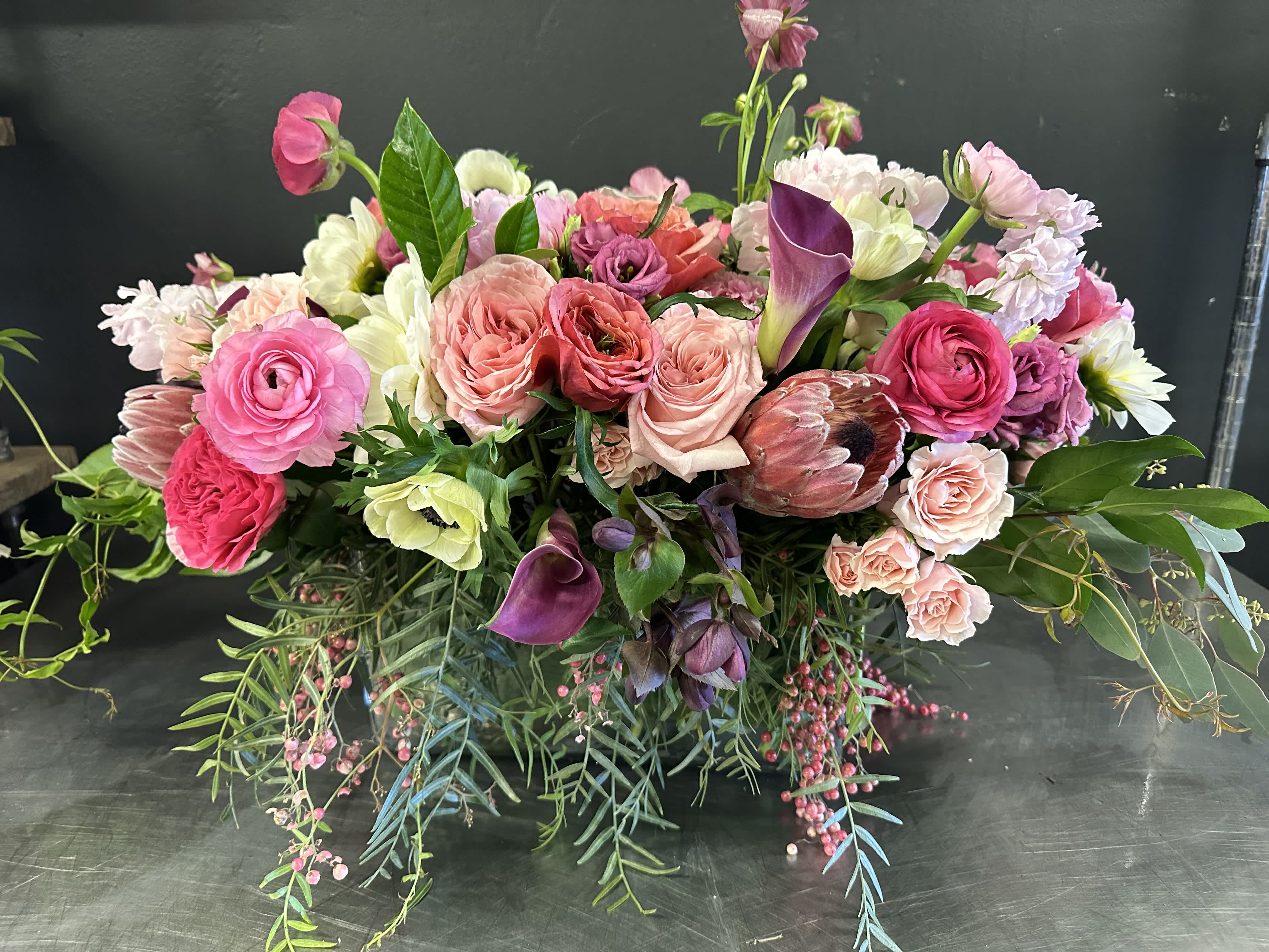 Big Love - Luxurious arrangement of premium blooms to make a grand statement of your love!