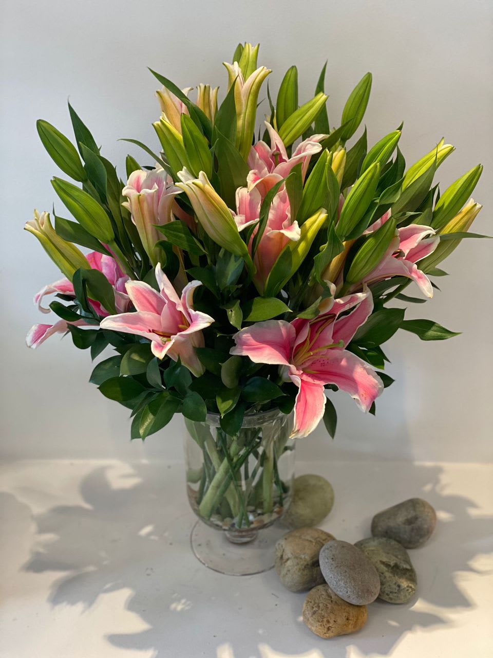 Pink lily 2021 - Standard- Your order will be arranged approximately as shown on our website
