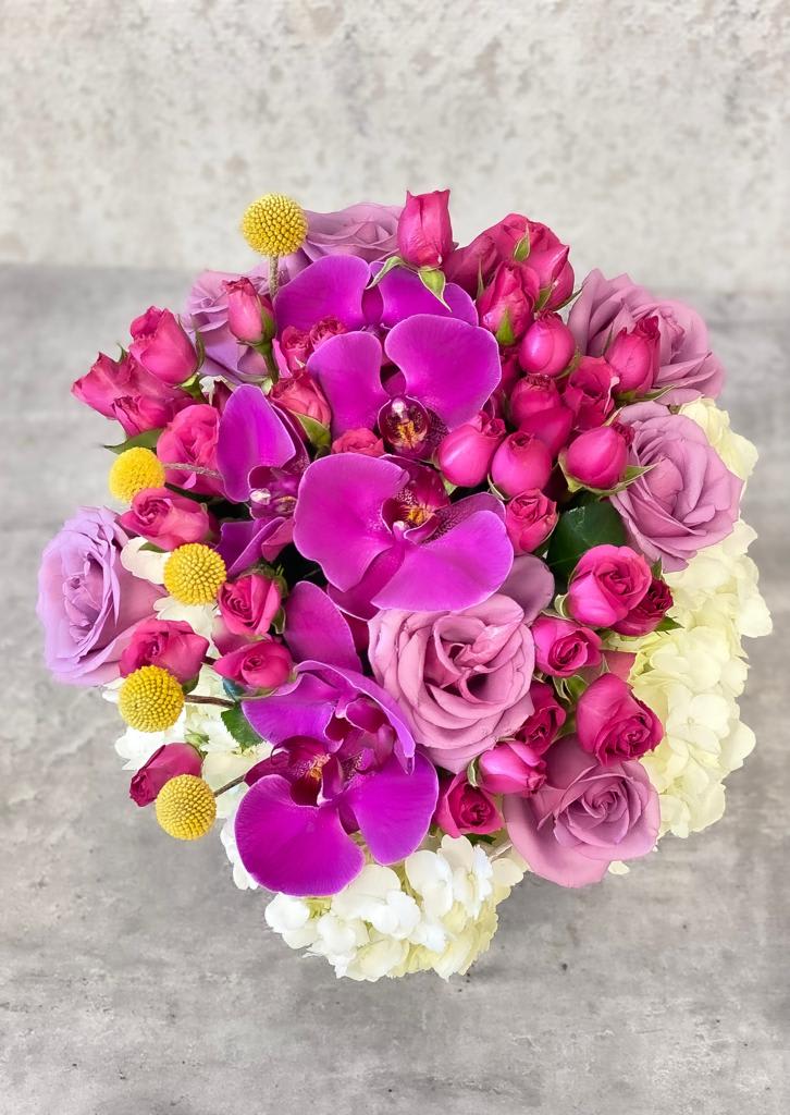 Purple orchid roses - Standard- Your order will be arranged approximately as shown on our website.