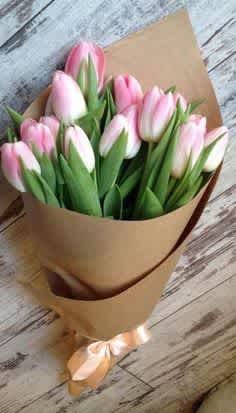 Tulips Elegant Special Pre order - Pink tulip bouquet 
