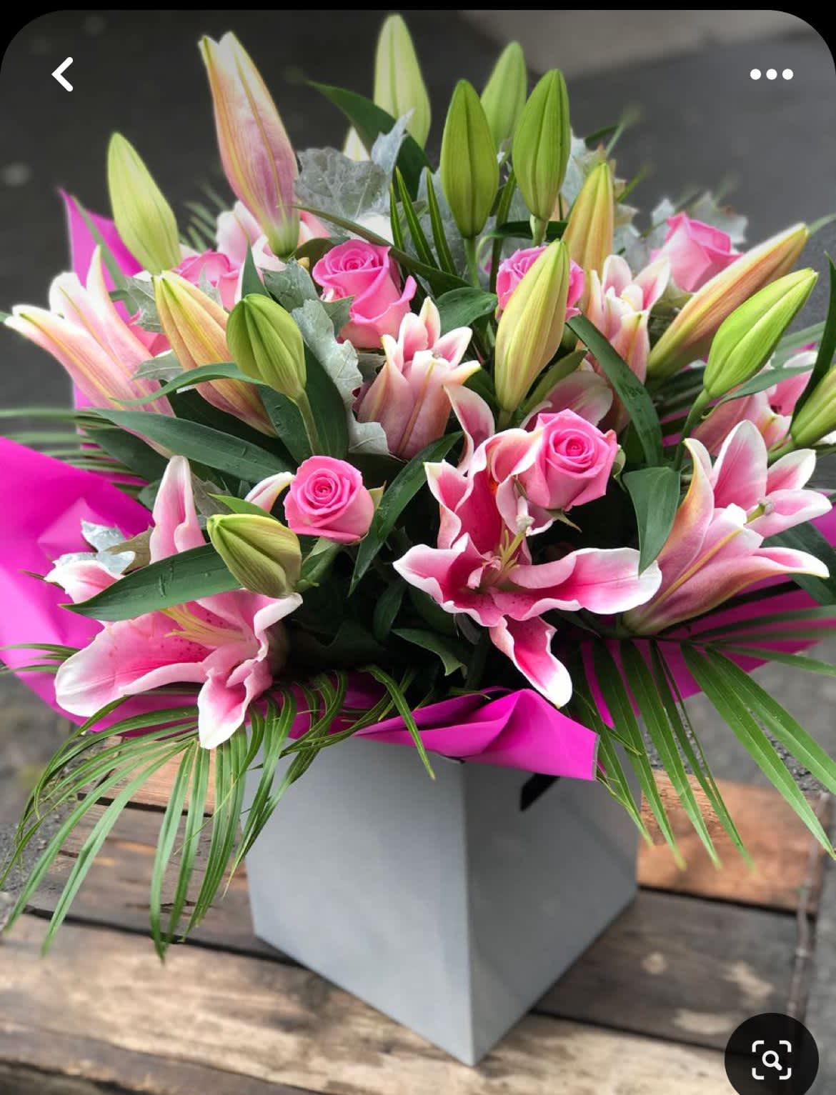 Garden of Love - lillies, pink and pink roses