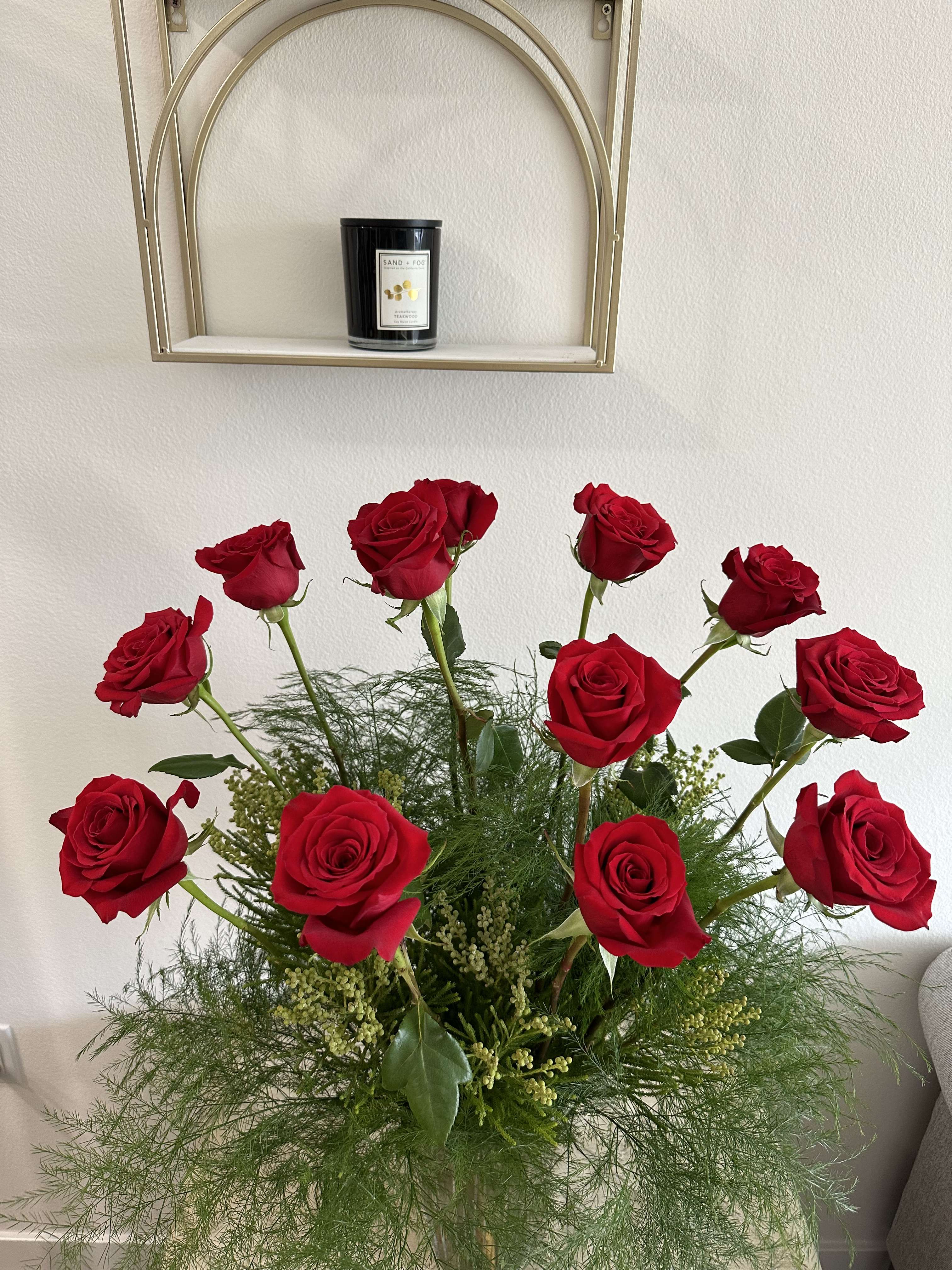 love is in the air - 12 long stem premium red roses 