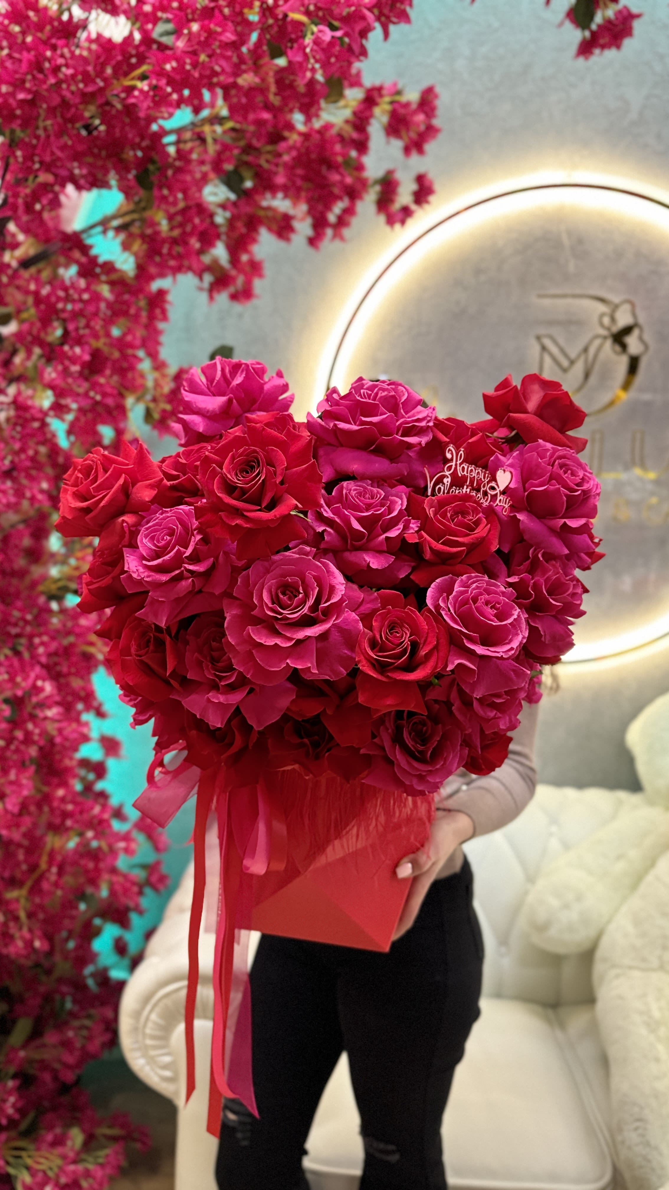 Next station is Love - Flowers will be delivered as described on picture