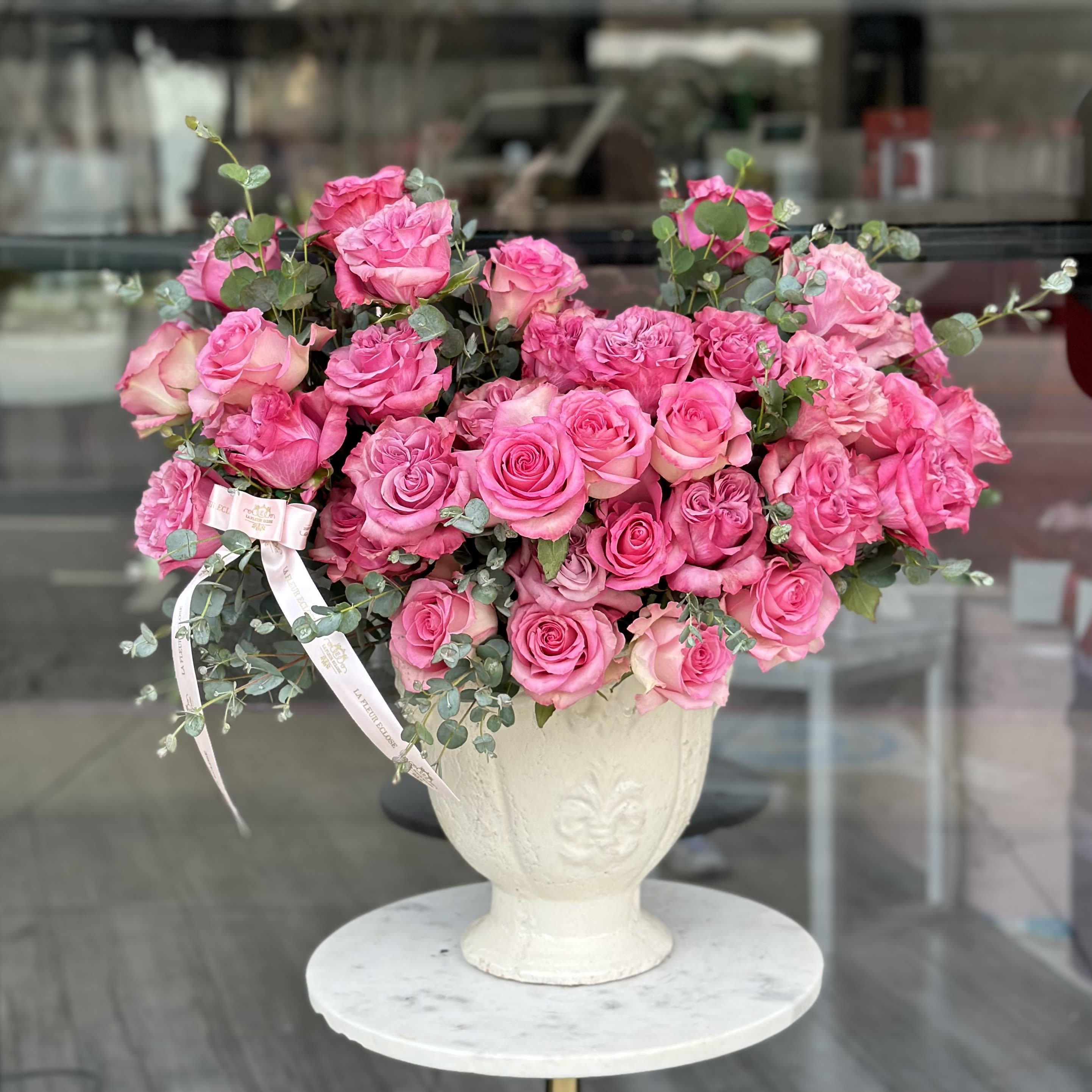 Pretty Lady V - Beautiful Rose Mix in a vintage vase 
