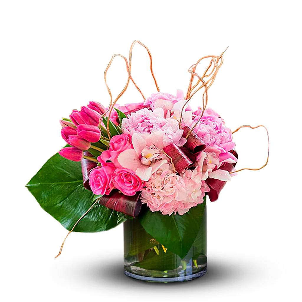 Natural Girl - This charming bouquet features a delightful mix of pinks, adding a touch of femininity and natural beauty. Perfect for celebrating simplicity.
