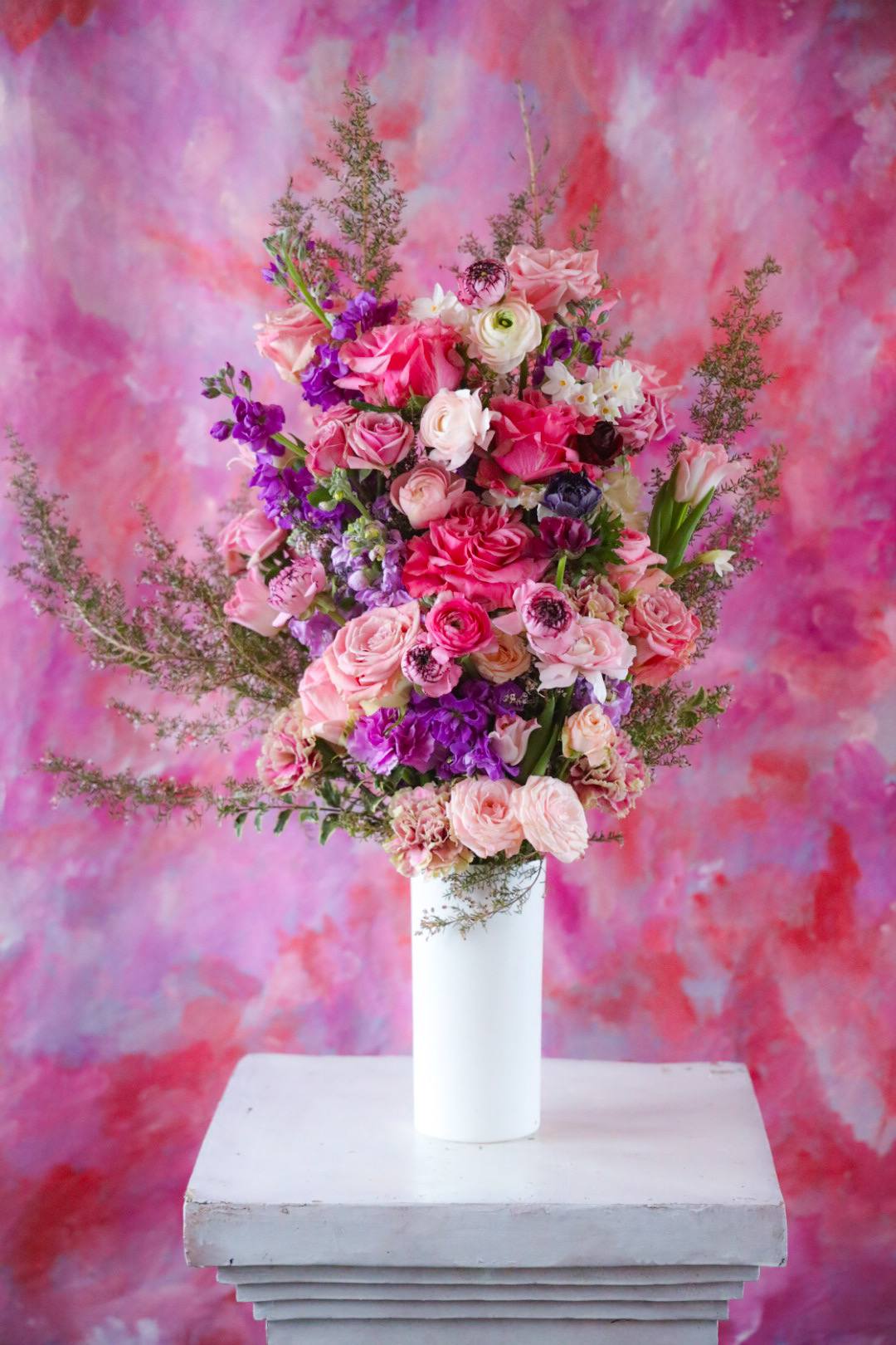 The Queen Bee Arrangement  - The Queen Bee Arrangement.  For the Queen of the hive. Blooms nectar sweet and fragrant. When an armful of pillowy, gorgeous blooms only, will do.  Custom, one of a kind floral arrangements by floral artist Stacy Leafsong.  Photos provide examples, and each arrangement &amp; vase is unique.  Arrangements will be delivered before 7pm, for specific delivery time please include in special instructions. On holidays, our busiest times, deliveries will be made by 7:30pm.