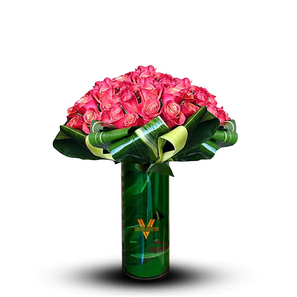 Strawberry Daquiri - This delightful bouquet features pink roses, adding a touch of fruity charm and color. Perfect for celebrating life's delightful moments.