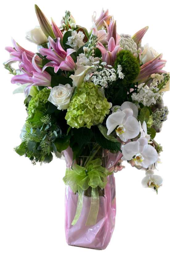 Pink Dream  - These flowers provides the classic romantic gift. It's perfect for Valentine's Day, Anniversary , New Baby or everyday.