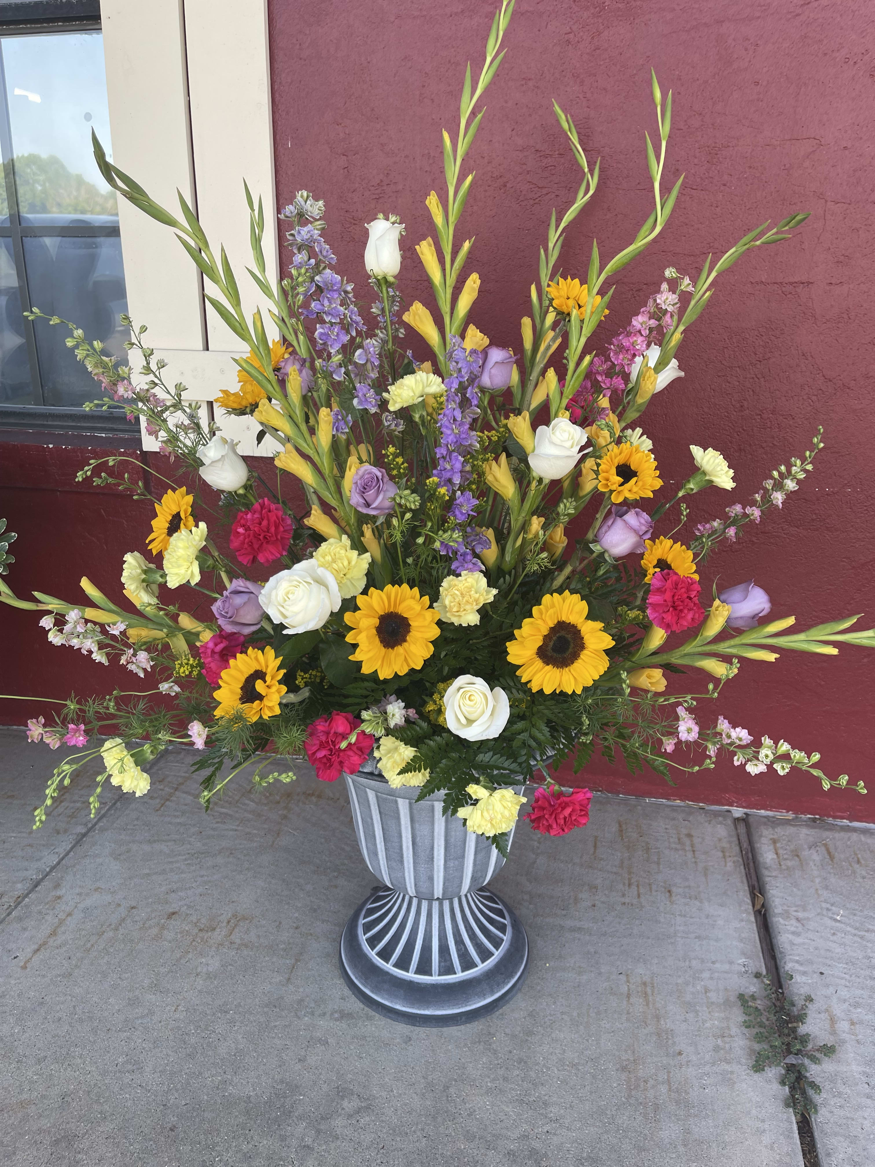Bold &amp; Beautiful - This design is large! A variety of seasonal flowers in beautiful colors. Makes a grand statement.  (All designs are arranged as similar as possible. We promise to keep the same color, style, and overall theme with what Mother Nature generously blesses us with)