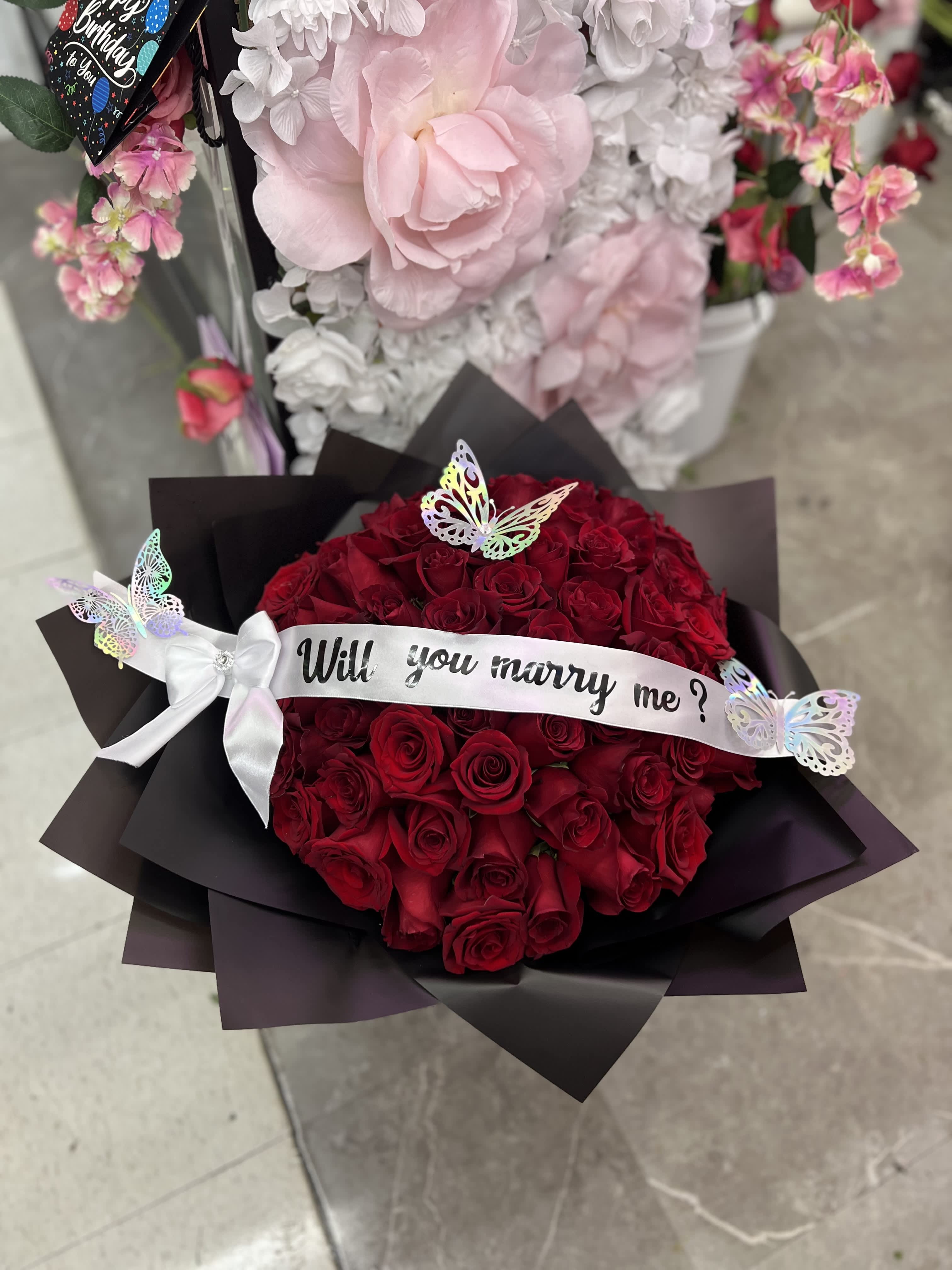 Will you marry me bouquet  - 50 roses  will you marry me bouquet 