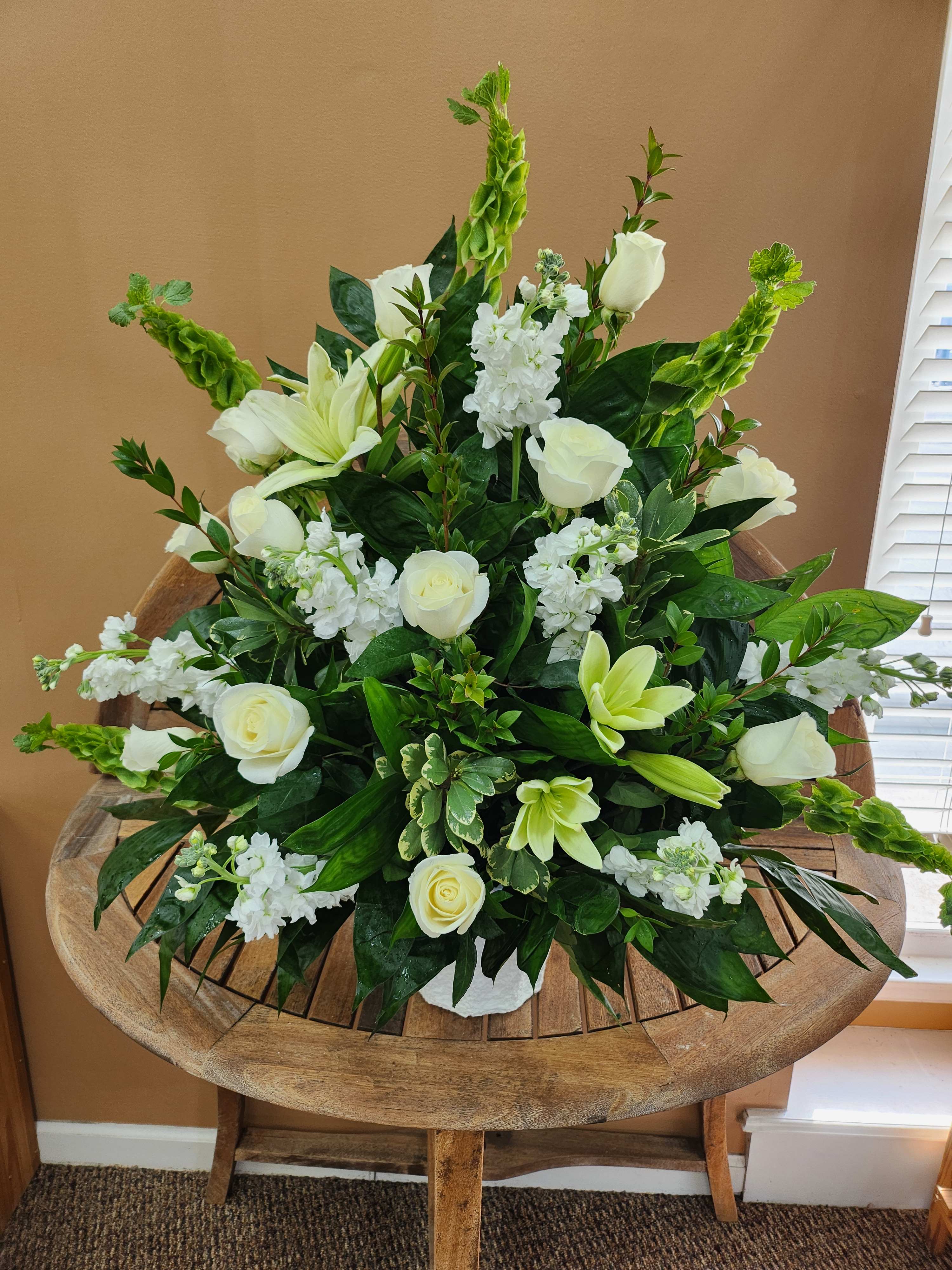 SYA06 All White Mache Lilies,Lark,Bells Of Ireland &amp; Roses - All White Mache Lilies,Lark,Bells Of Ireland &amp; Roses