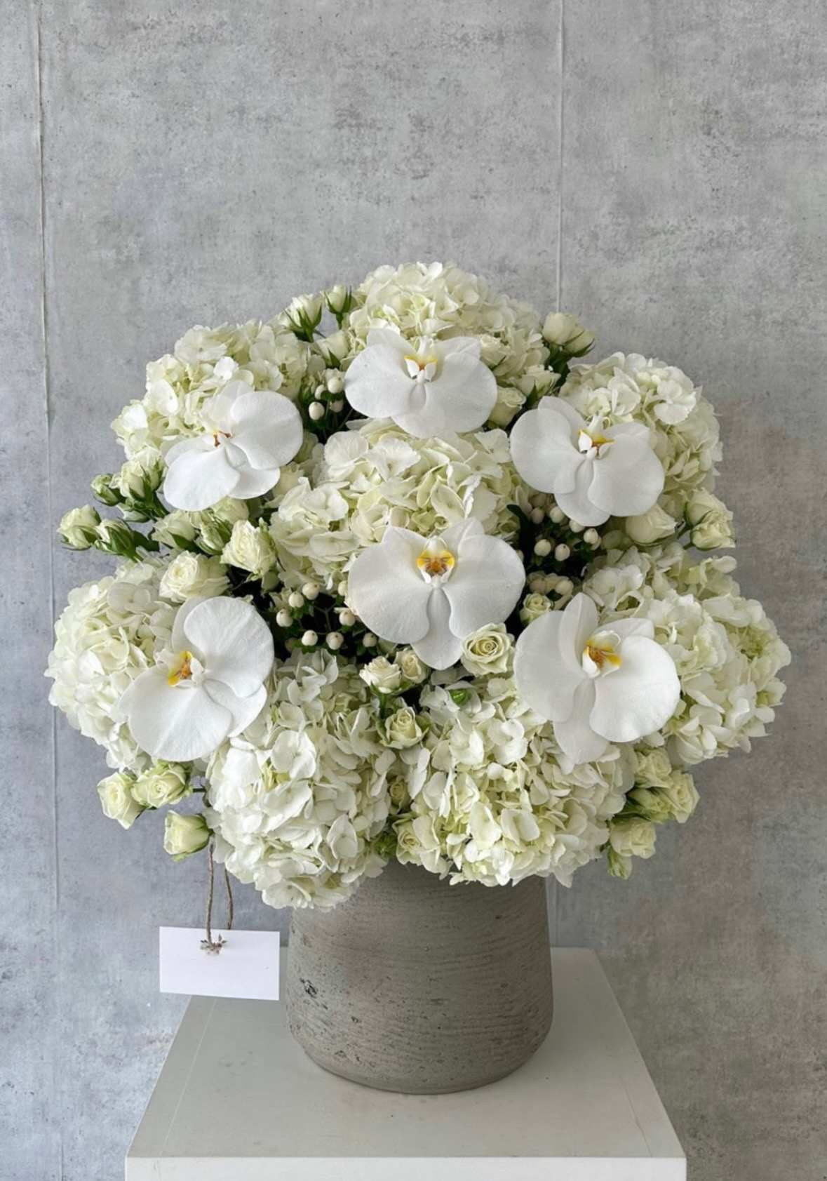  Elegant Arrangement 1 - Standard - Your order will be arranged approximately as shown on our website.