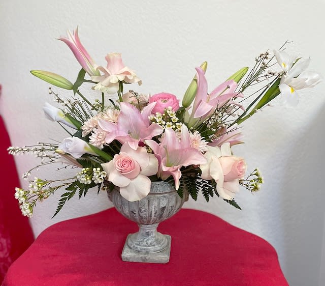 Renaissance Romance in Agoura Hills CA The Oakbrook Florist