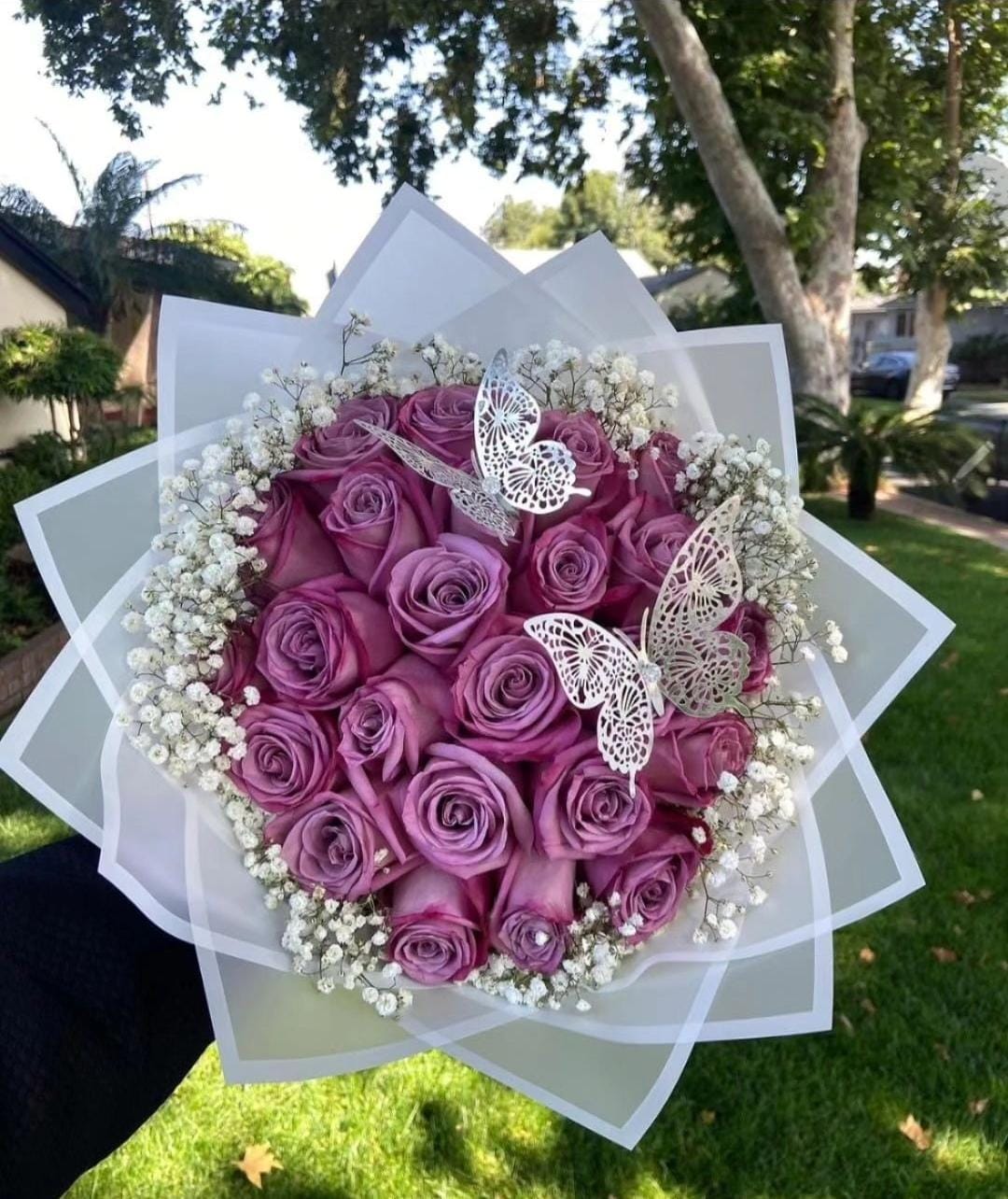 Rose Lavender - 25 lavender roses with some baby's breath and 2 beautiful butterflies.