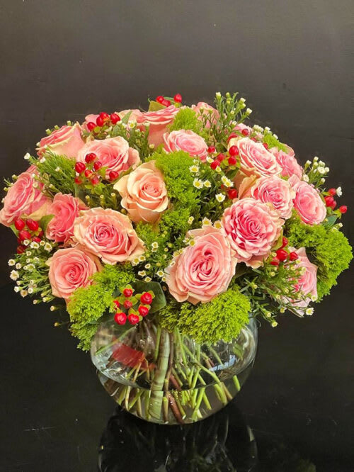 Llusion - 25 Roses, Grimbol, hyperico, Aster, Crystal Base