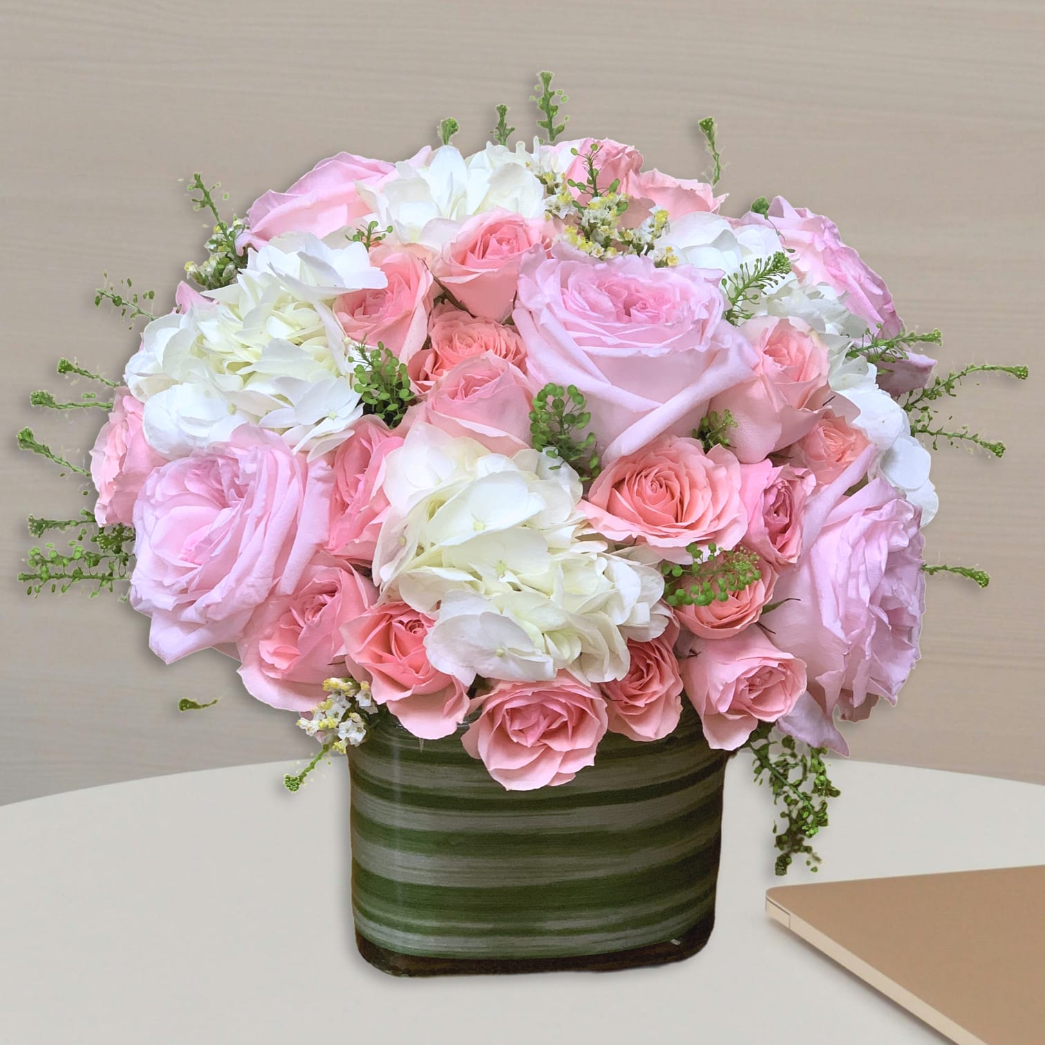 Charm Elegance Bouquet Charm Elegance Bouquet