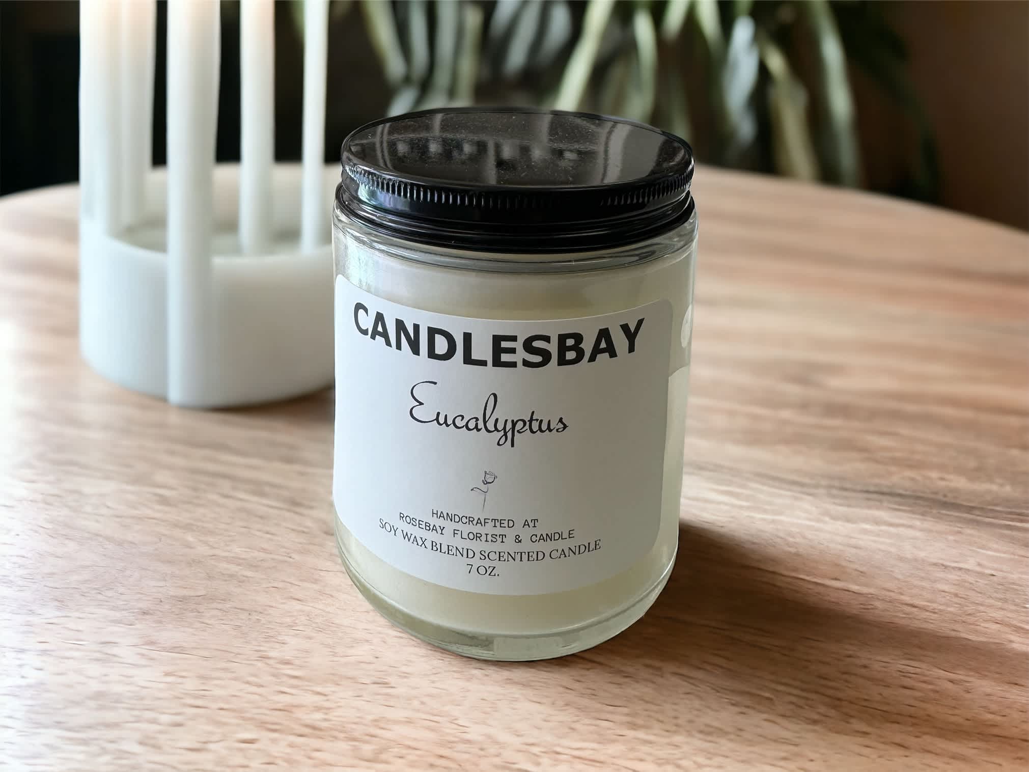 Eucalyptus SOY BLEND CANDLESBAY Eucalyptus SOY BLEND CANDLESBAY - A handcrafted scented soy blend candle at our store. The candle is 7 oz, cotton wick.