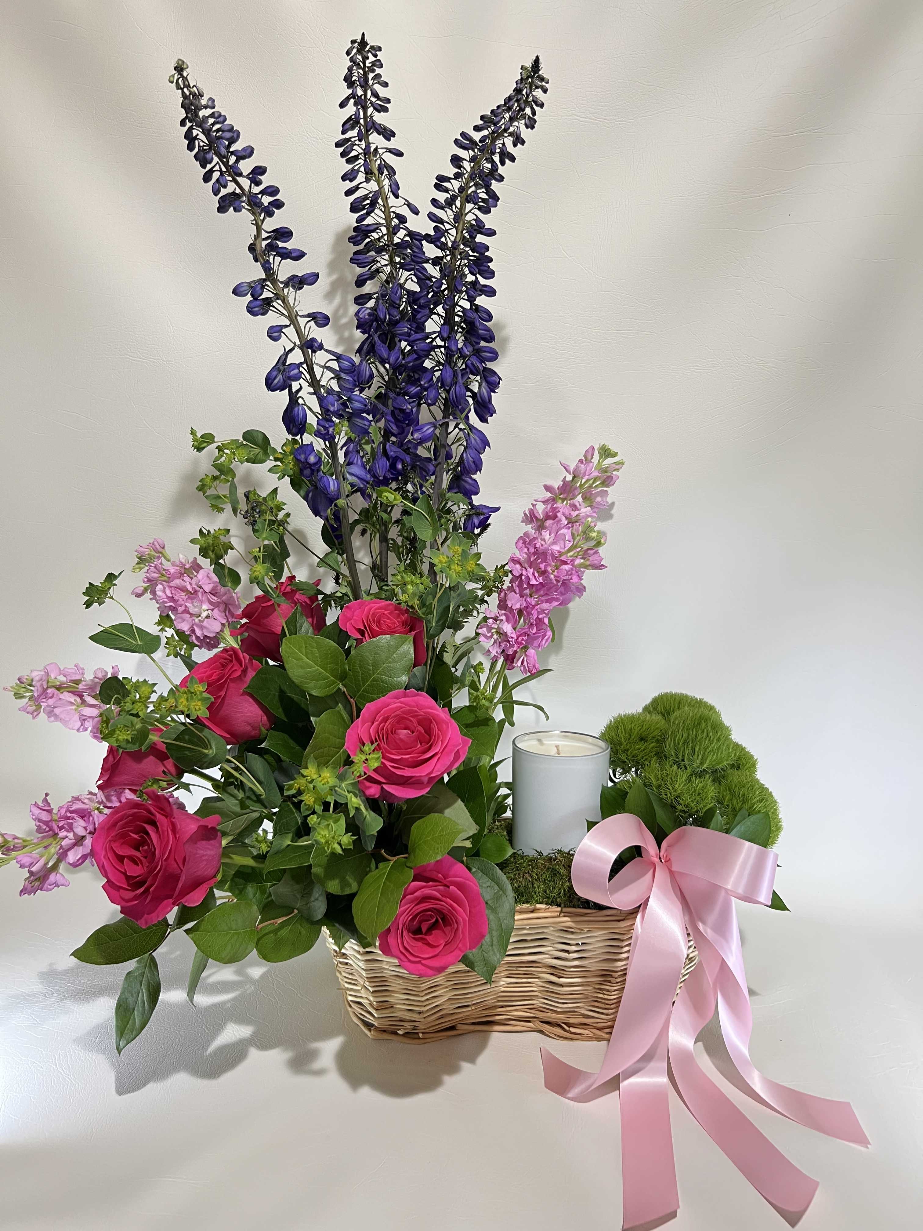 Sweet Basket w/ White Fragrance Candle Sweet Basket w/ White Fragrance Candle - Mothers Day Special