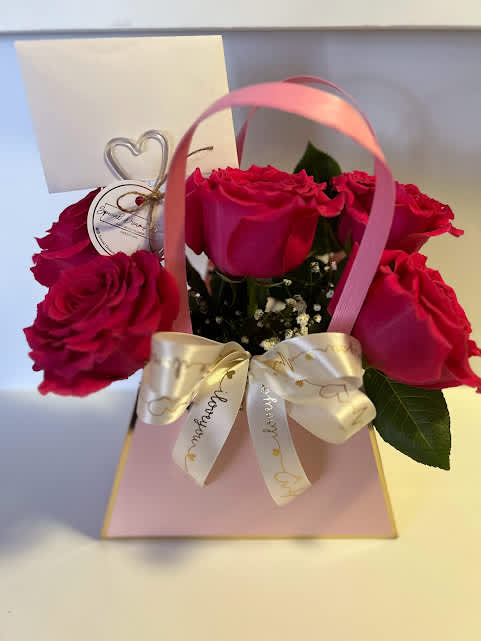 PINK MINI PURSE - PINK CUTEST PURSE WITH ROSES AND BABY'S BREATH