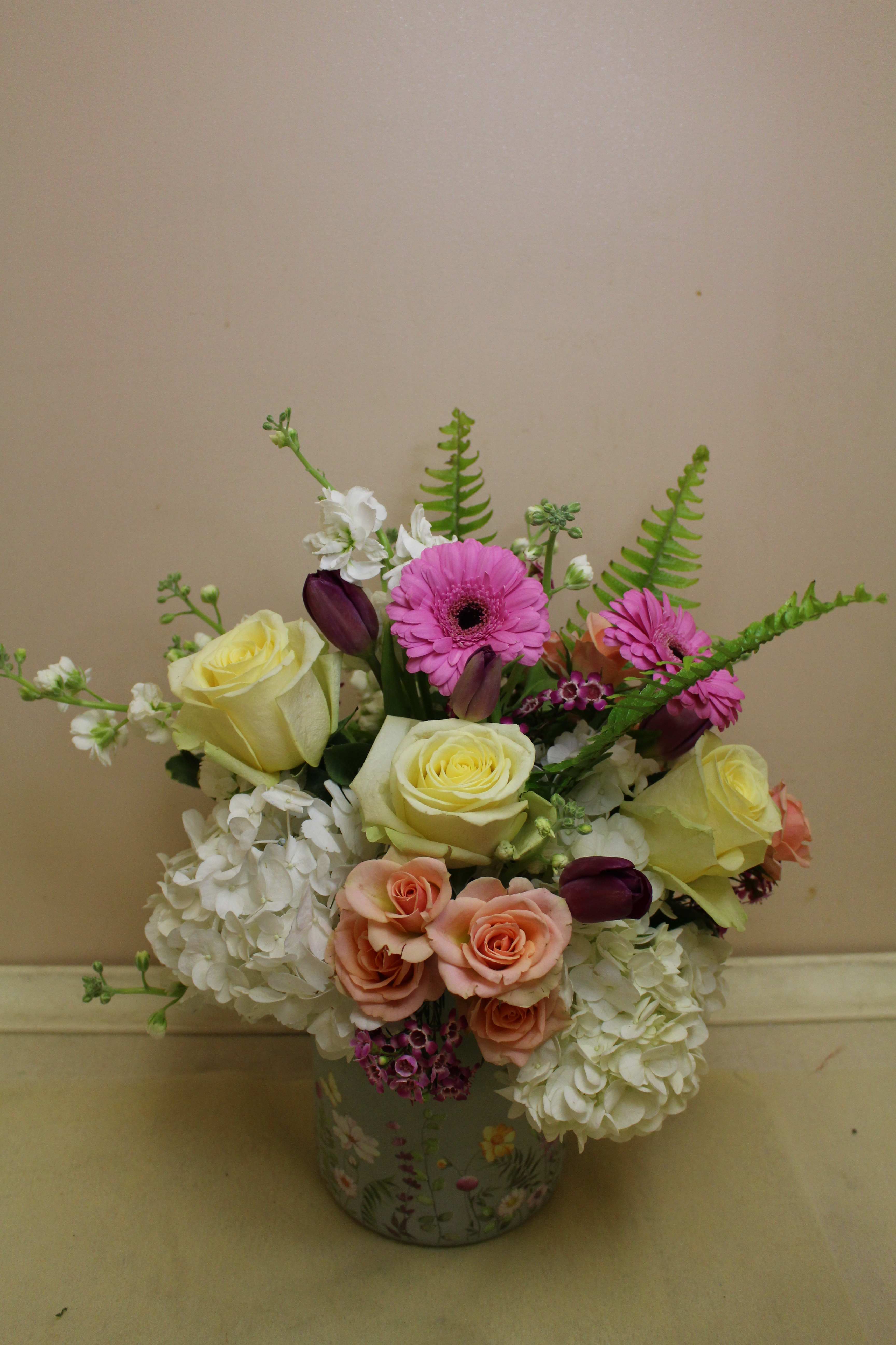 jardin spring flowers - a wildflower vase filled with spring flowers