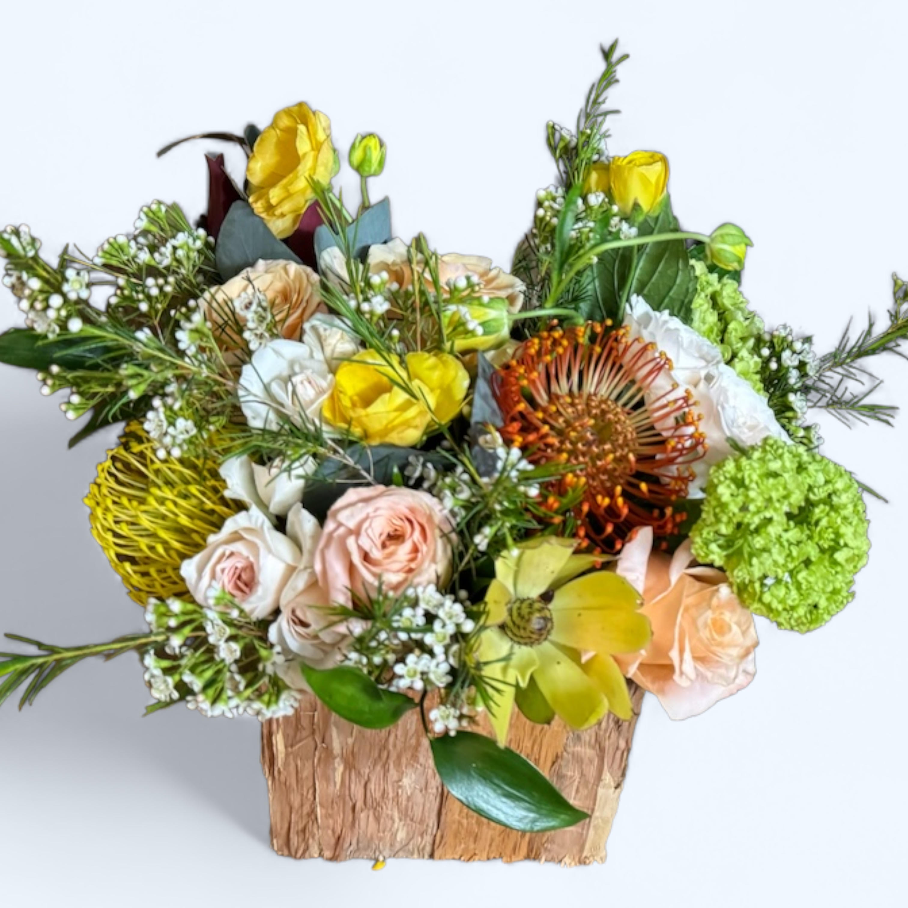 Ma mère - Hydrangeas, roses, ranunculus and other lovely flowers
