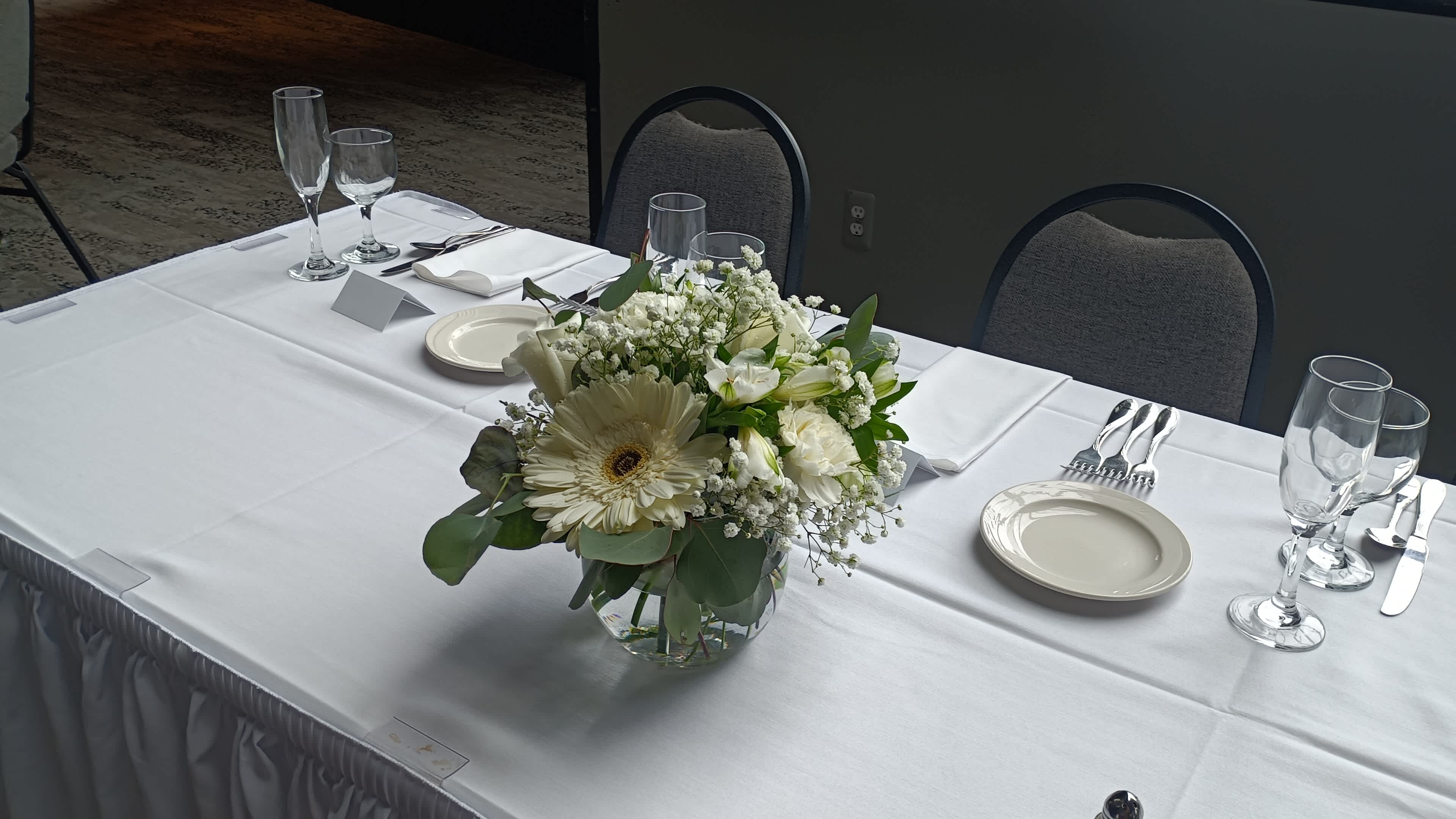 Emely D. reception centerpieces  - Beautiful genuine white &quot;fish tank&quot; glass container centerpiece with white roses, baby's breath alstroemerias,  &quot;white cloud&quot; garden roses and eucalyptus.