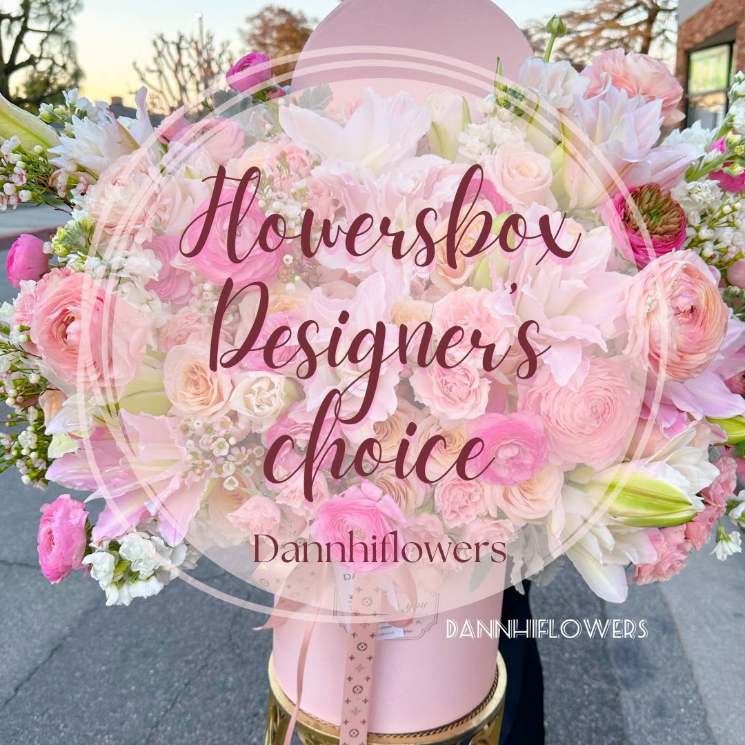 Flowers box Designer's choice. - Can’t decide but want something fancy? Pick Flowerbox and leave the design to us!  Simply drop your preferences in the Notes section at checkout – whether it's preferred color palette or any other details – and watch us craft something spectacular just for you.