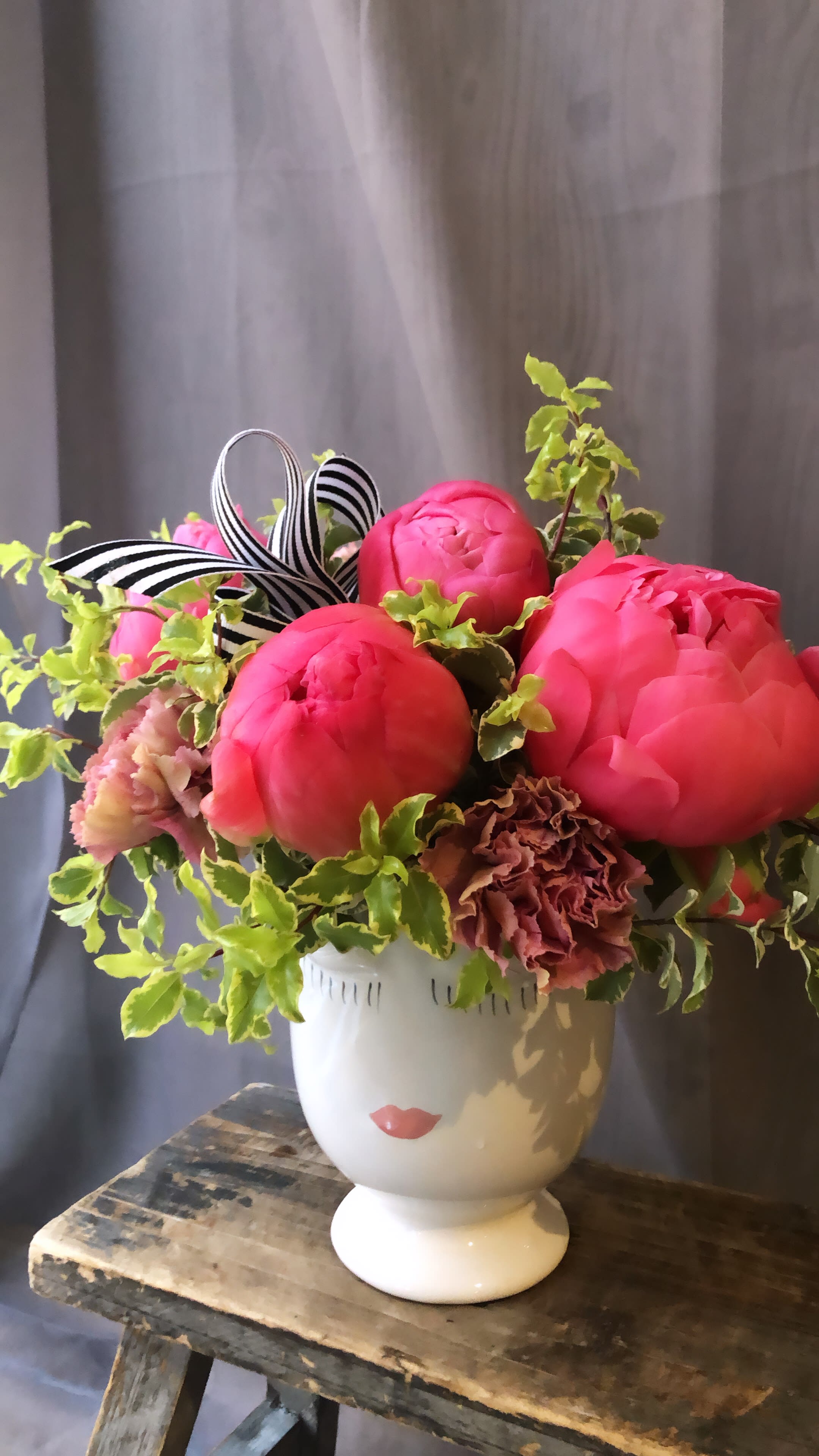 Lois Lane - 3 Beautiful peonies, roses and carnations in our cute #selfie vase.Best flower shop in New York City. #gothamflorist 