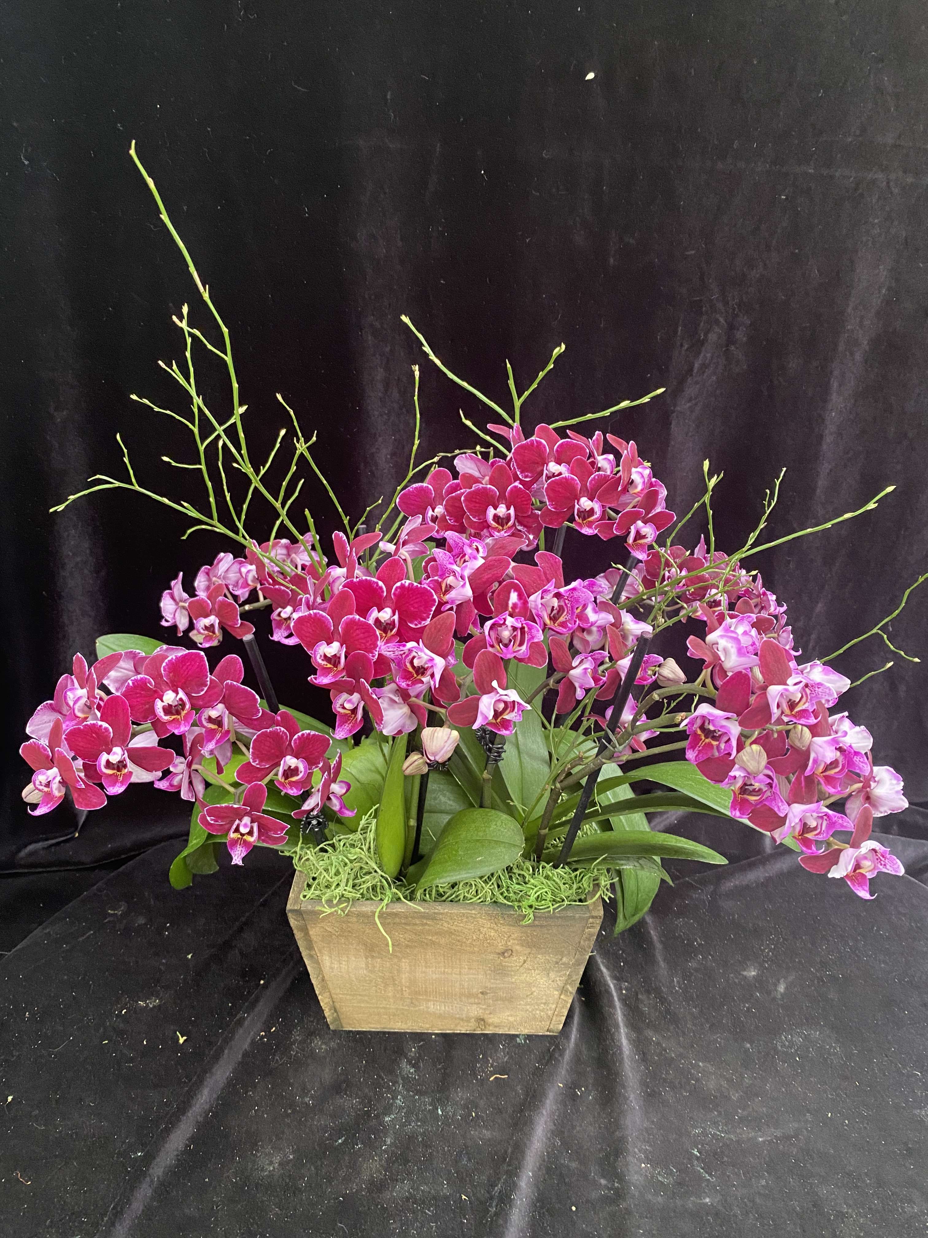 Low mini bouquet design  - Gorgeous mini bouquet design.