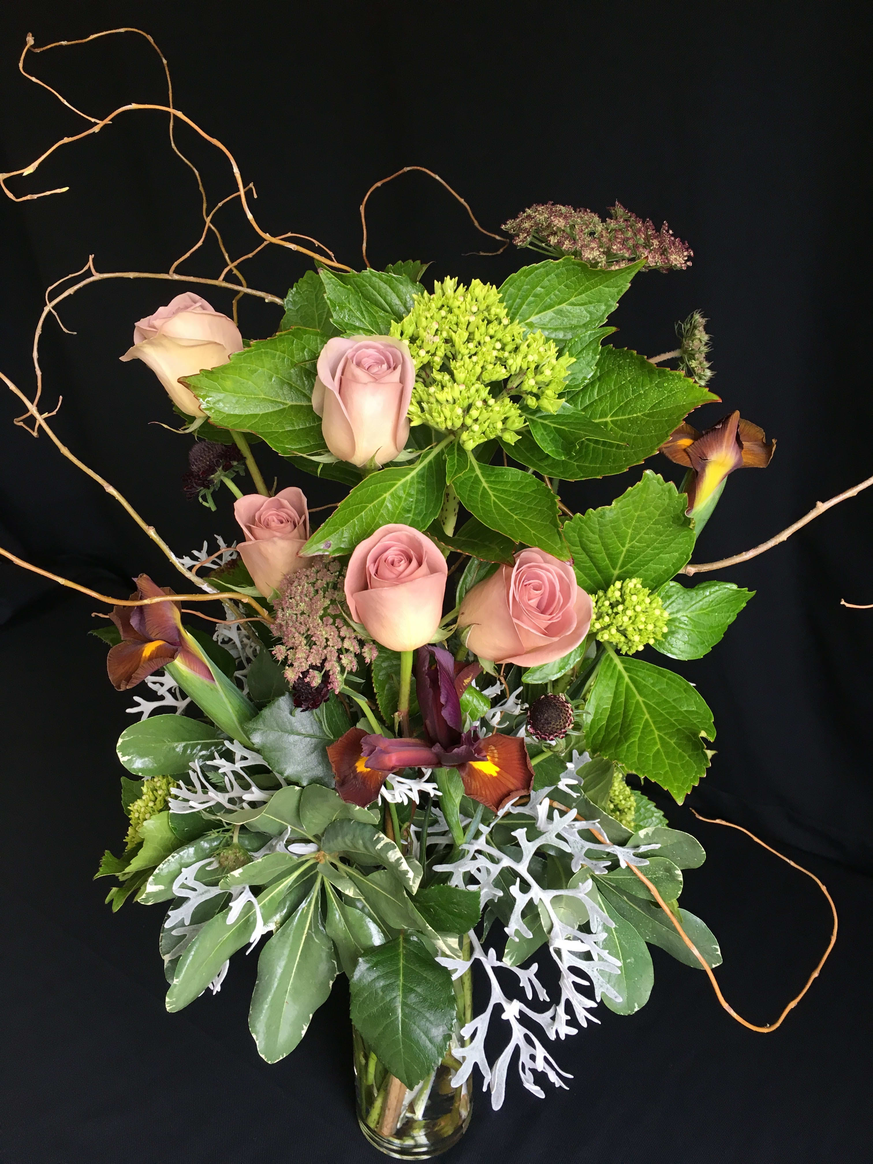 Roses and willow Roses and willow - High end flowers for Mother's Day This subtle color bouquet includes rare and exquisite shades of classic flowers* Items and colors will vary. A rose bouquet to remember for years to come!