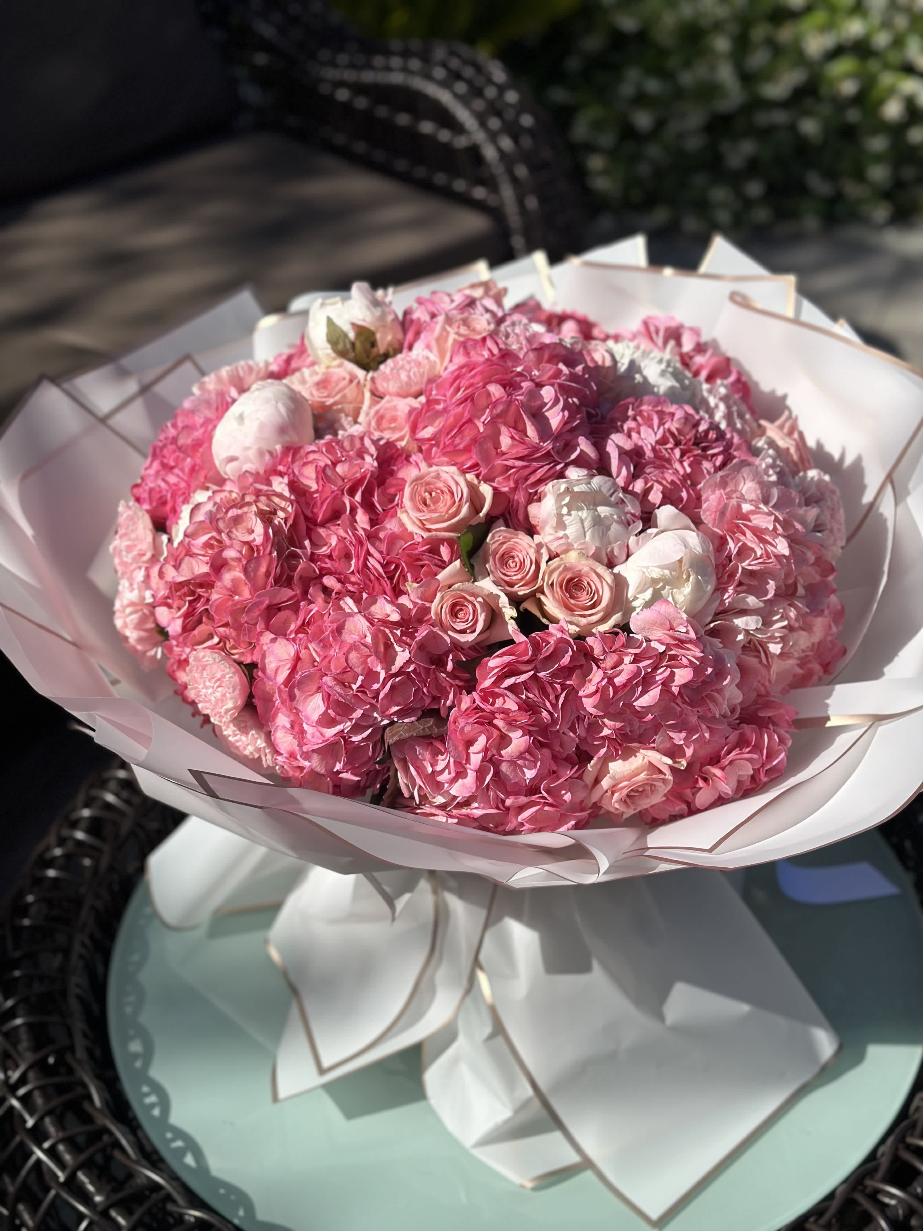 Charm Elegance Bouquet Charm Elegance Bouquet