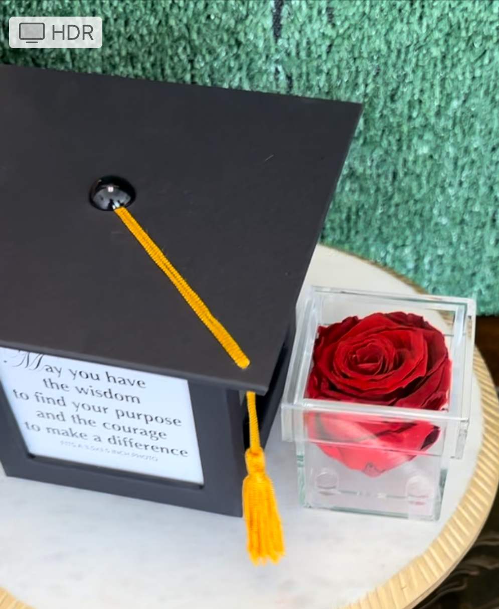 Graduation hat with Preserved rose - Graduation hat picture frame with chocolates and preserved rose inside