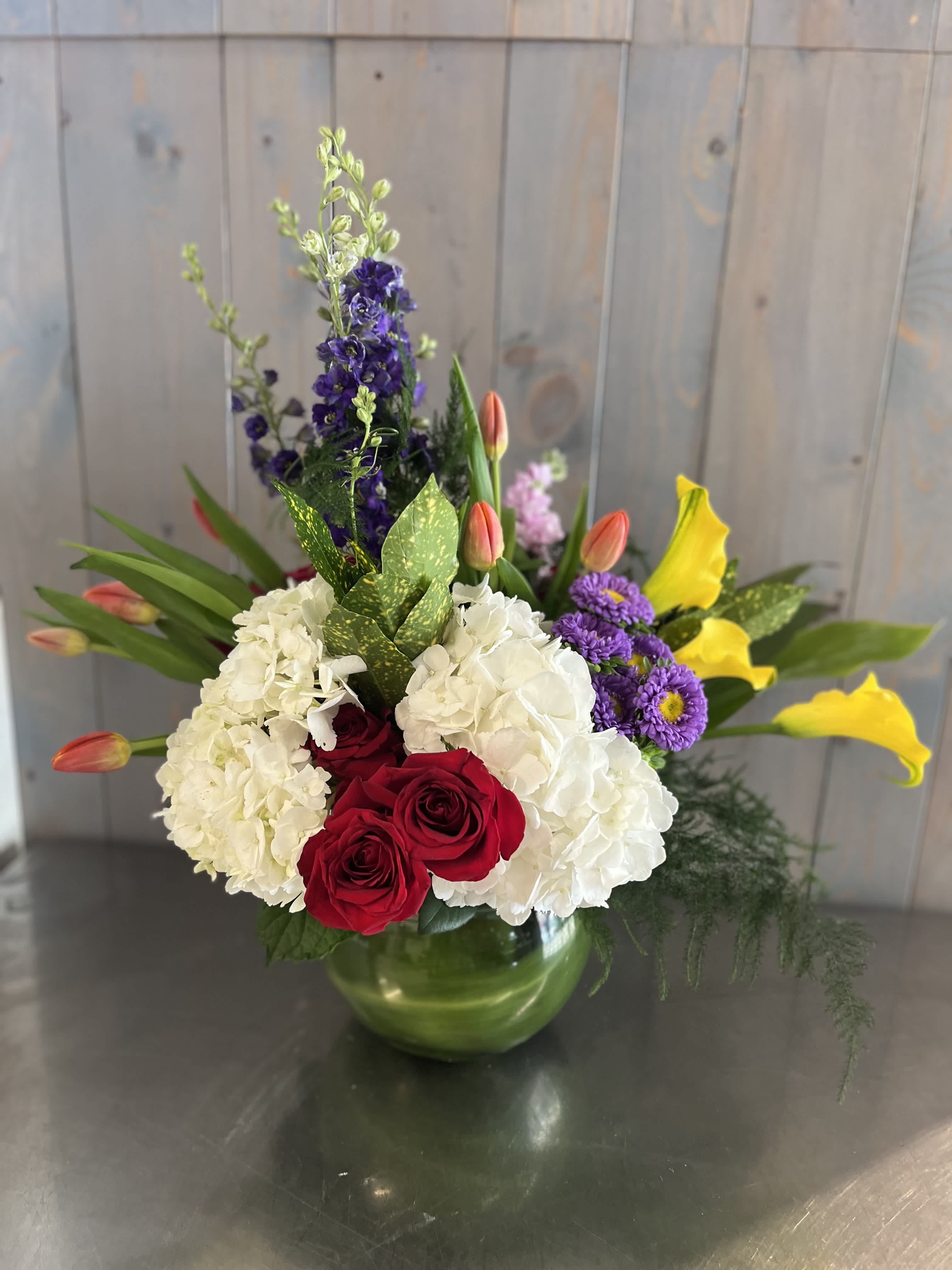 Motherly Love  - Special Arrangement for that special one . Roses, Hydrangeas, Calla Lillies, Tulips