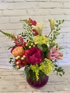 Friends for Life Friends for Life - A Friend for Life bouquet is the perfect expression of gratitude for those e hold dear to our hearts. An Impressive array of peonies, roses and lilies will delight your family and friends. Send one today!